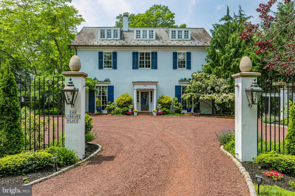 Photo of 240 Library Place, PRINCETON, NJ 08540 (MLS # NJME2078410)