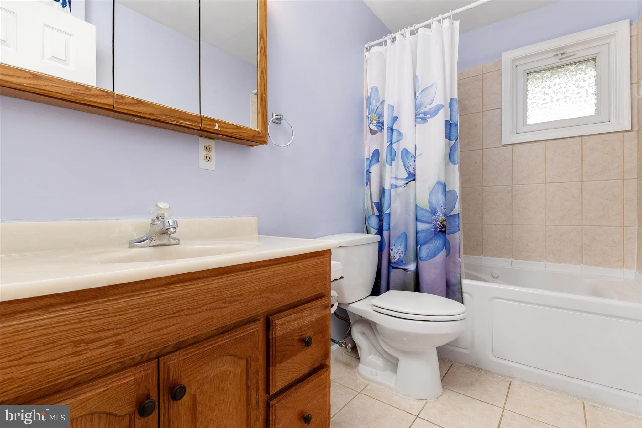 PASADENA MANOR - Residential