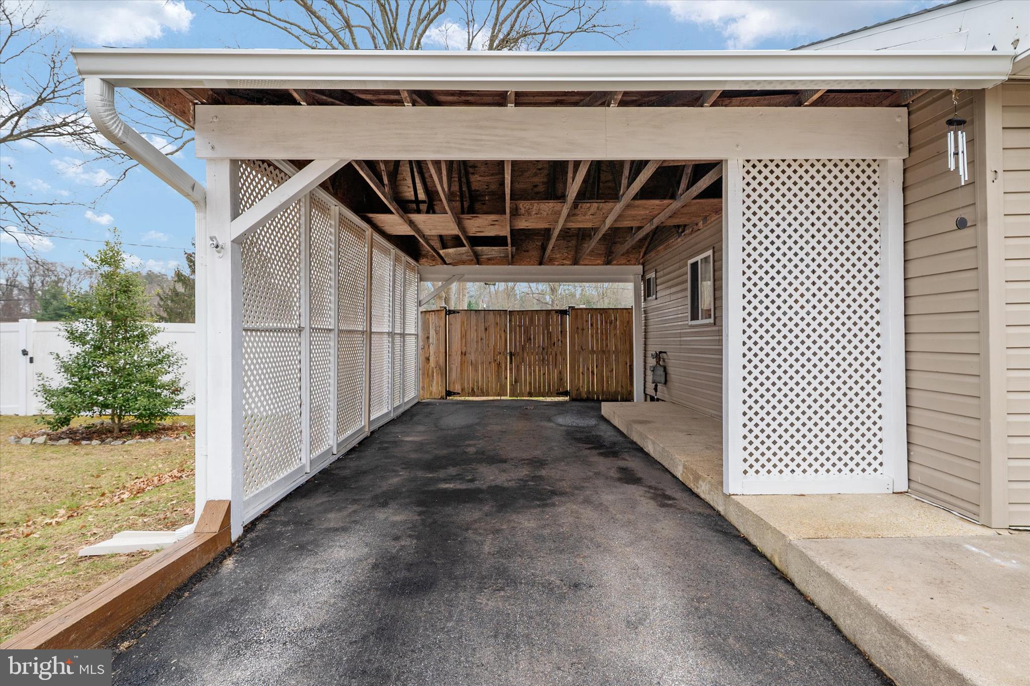 PASADENA MANOR - Residential