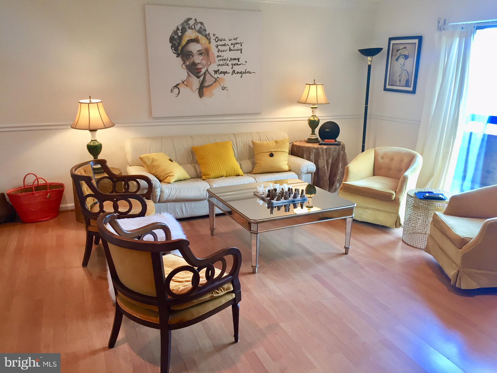 BRISTOL SQUARE - Residential Lease