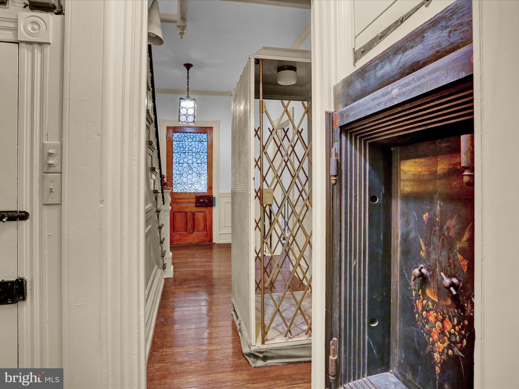 WYOMISSING HILLS - Residential