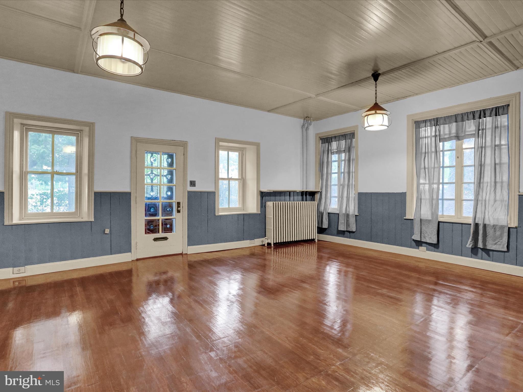 WYOMISSING HILLS - Residential