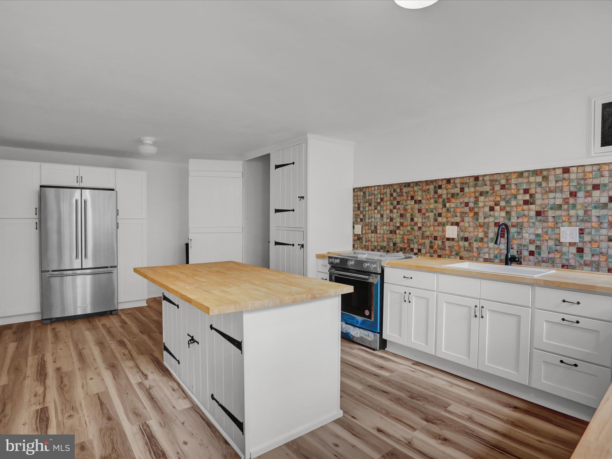 WYOMISSING HILLS - Residential