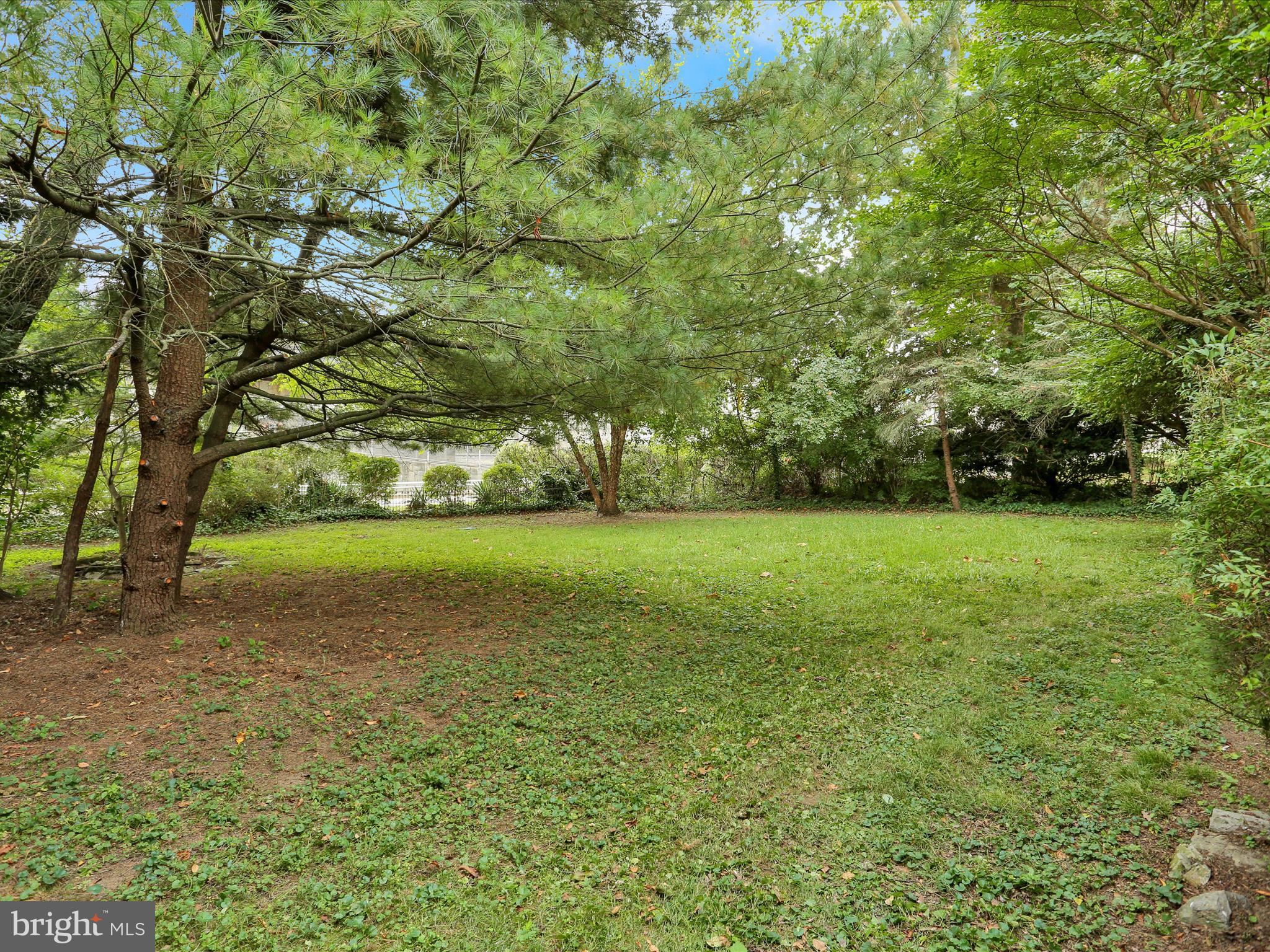 WYOMISSING HILLS - Residential