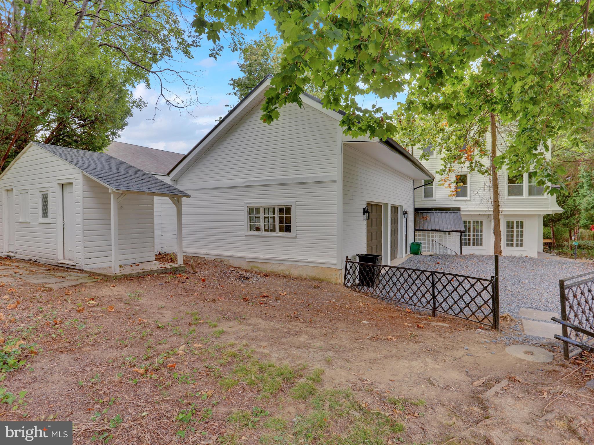 WYOMISSING HILLS - Residential