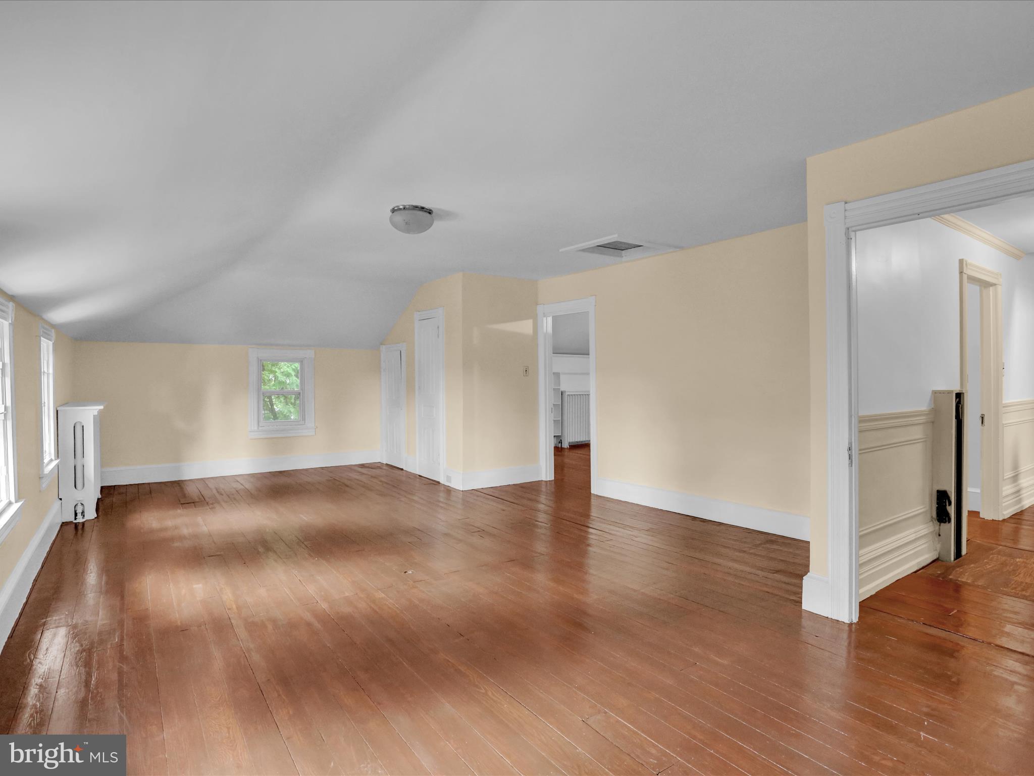 WYOMISSING HILLS - Residential