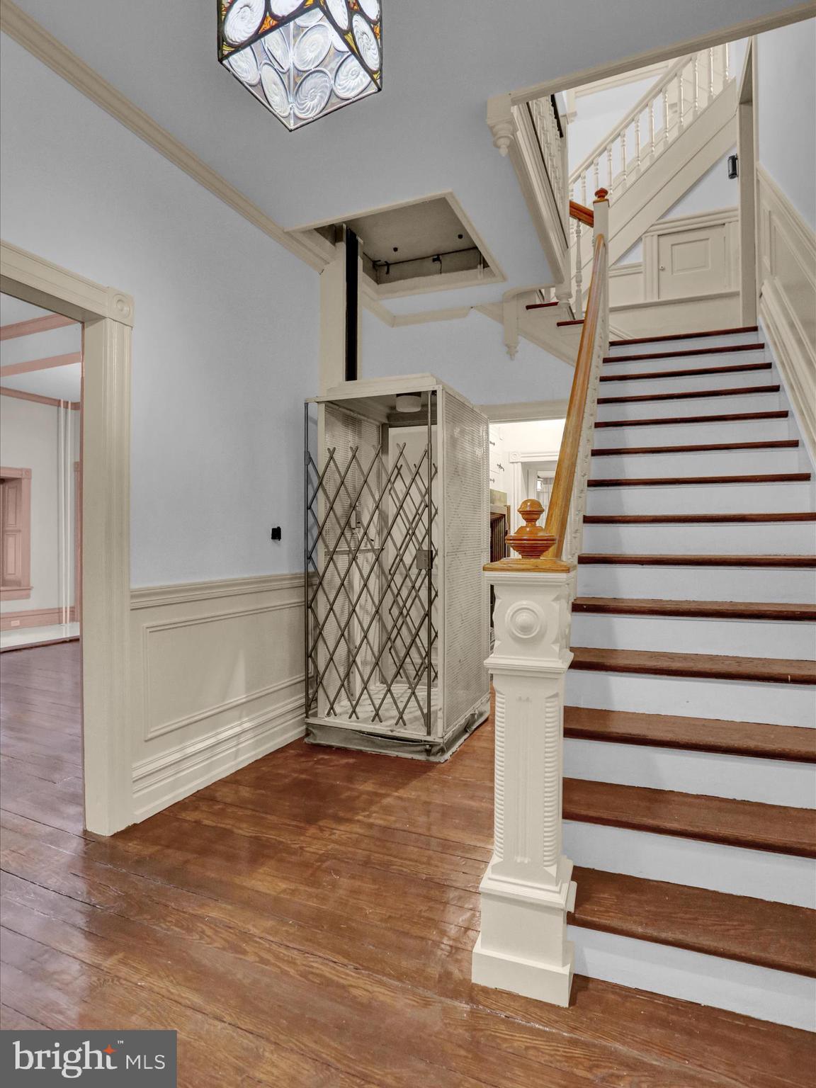 WYOMISSING HILLS - Residential