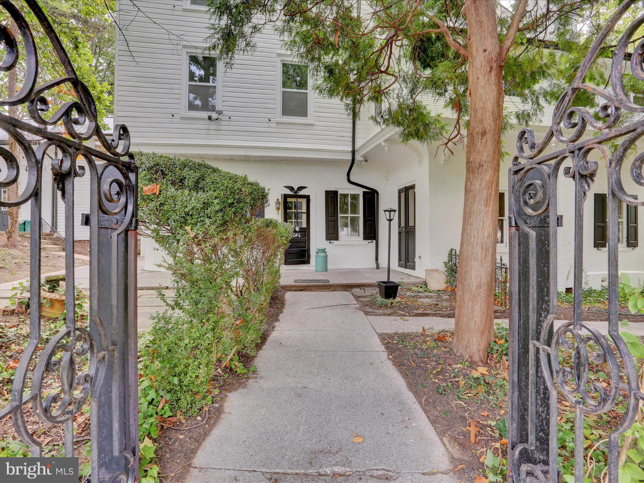 1 WYOMISSING HILLS BOULEVARD