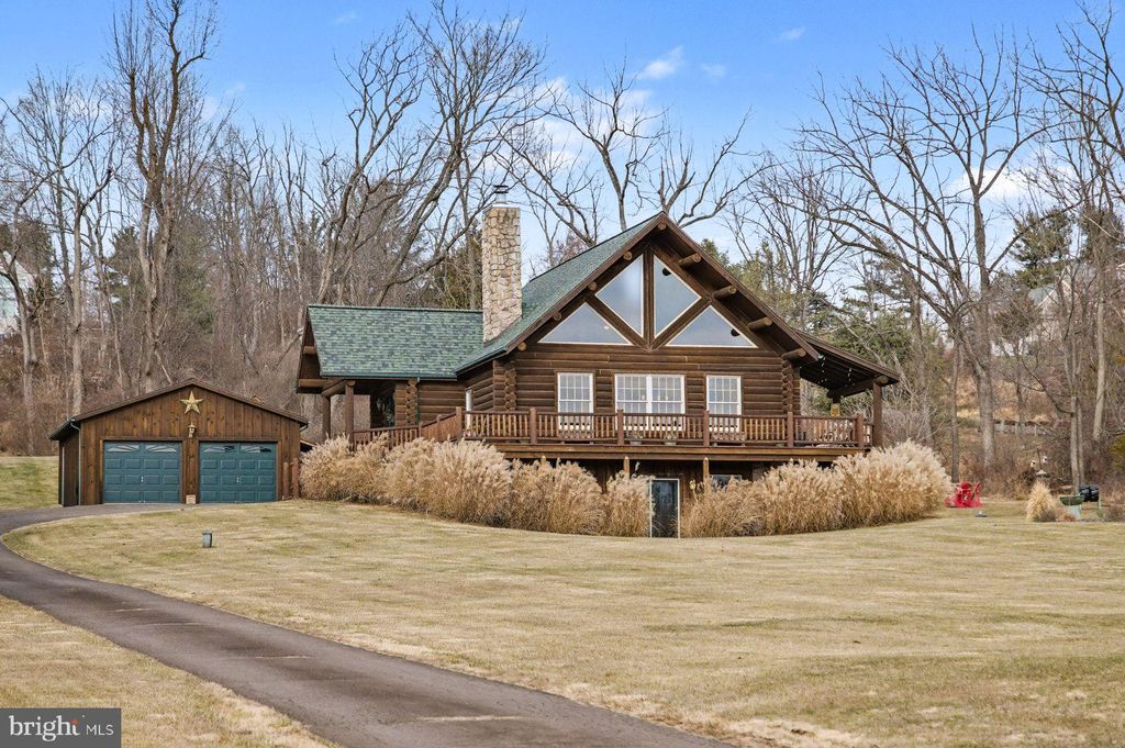 Photo of 5730 Carversville Road, DOYLESTOWN, PA 18902 (MLS # PABU2111292)