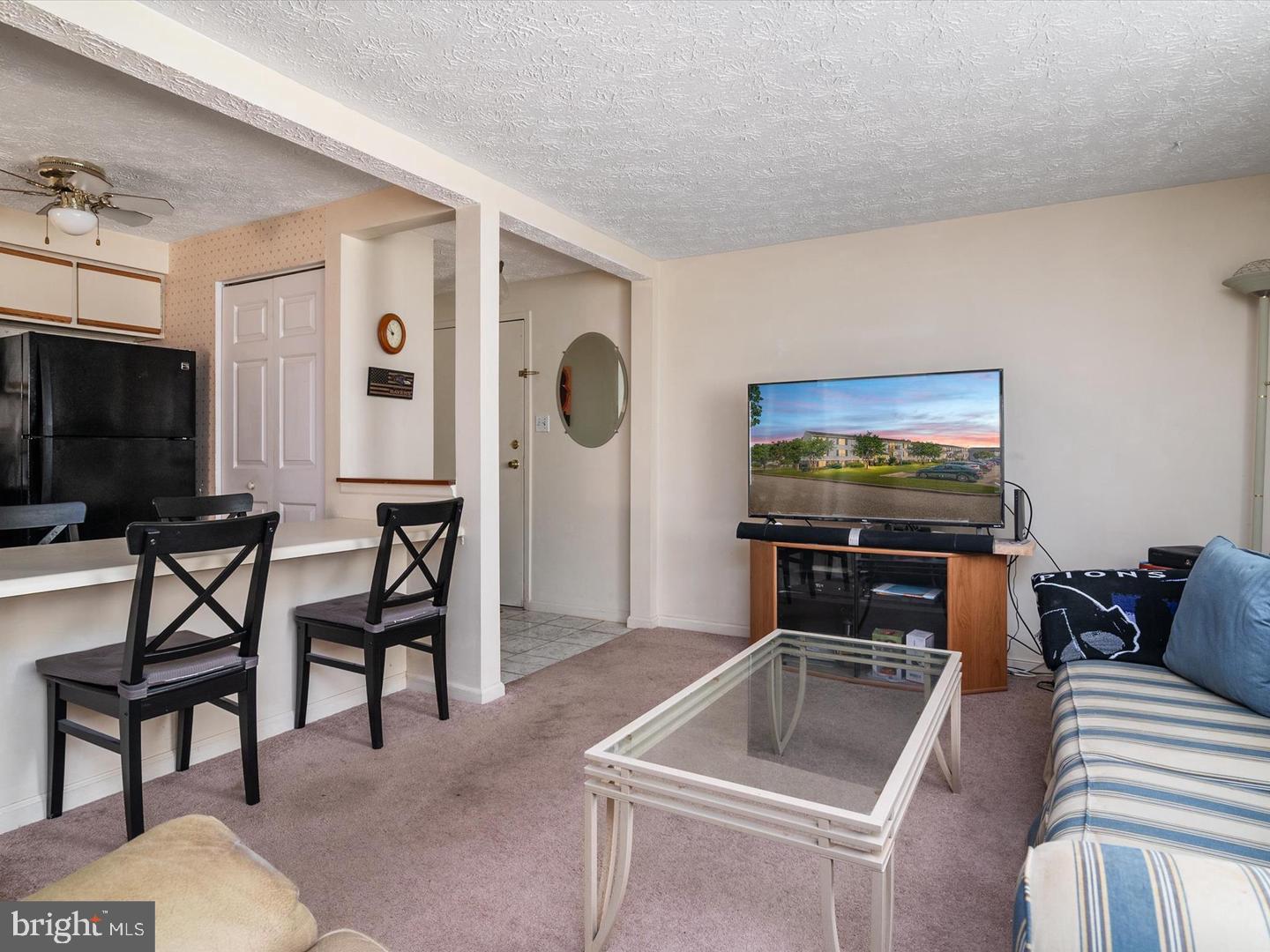 CHESTERFIELD GARDEN CONDOMINIUM - Residential Lease