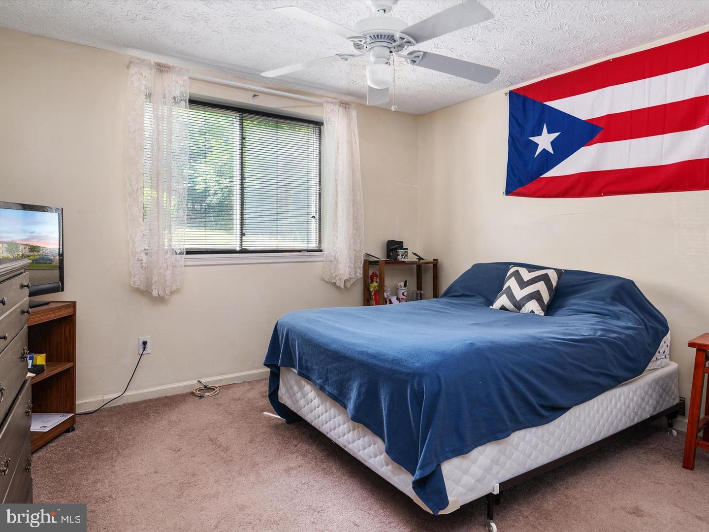 CHESTERFIELD GARDEN CONDOMINIUM - Residential Lease