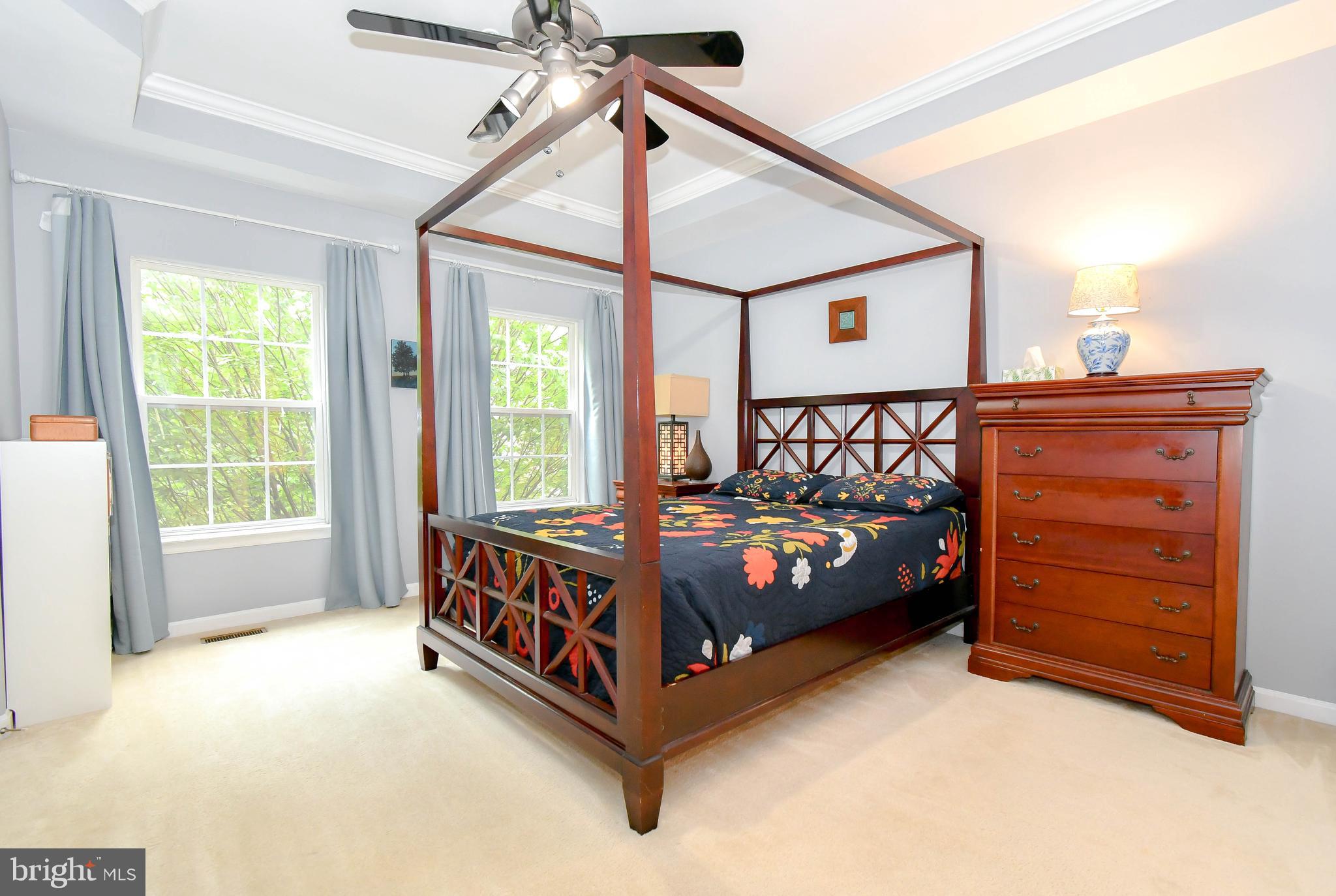 THE TOWNES AT VILLAGE PLACE - Residential