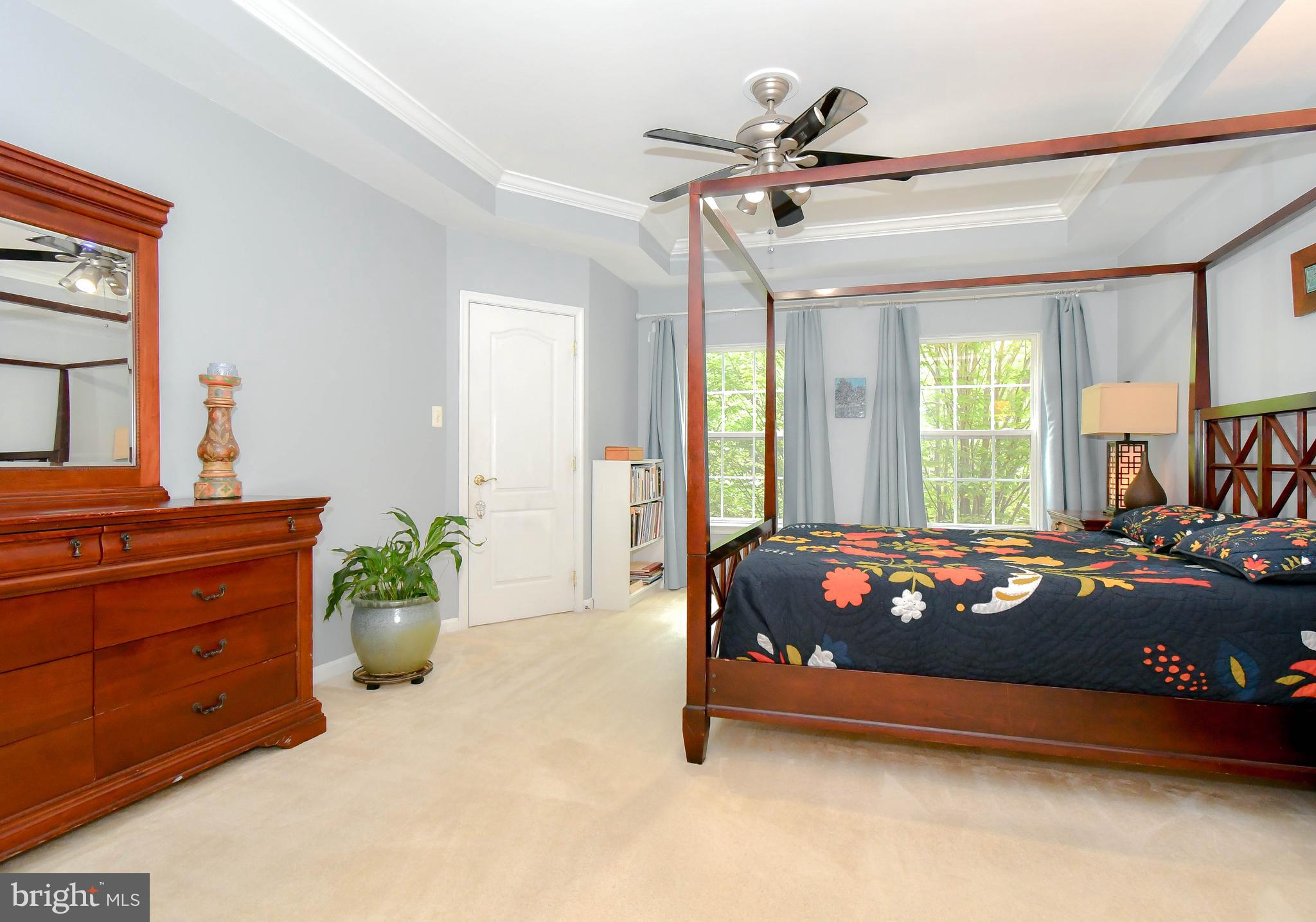 THE TOWNES AT VILLAGE PLACE - Residential