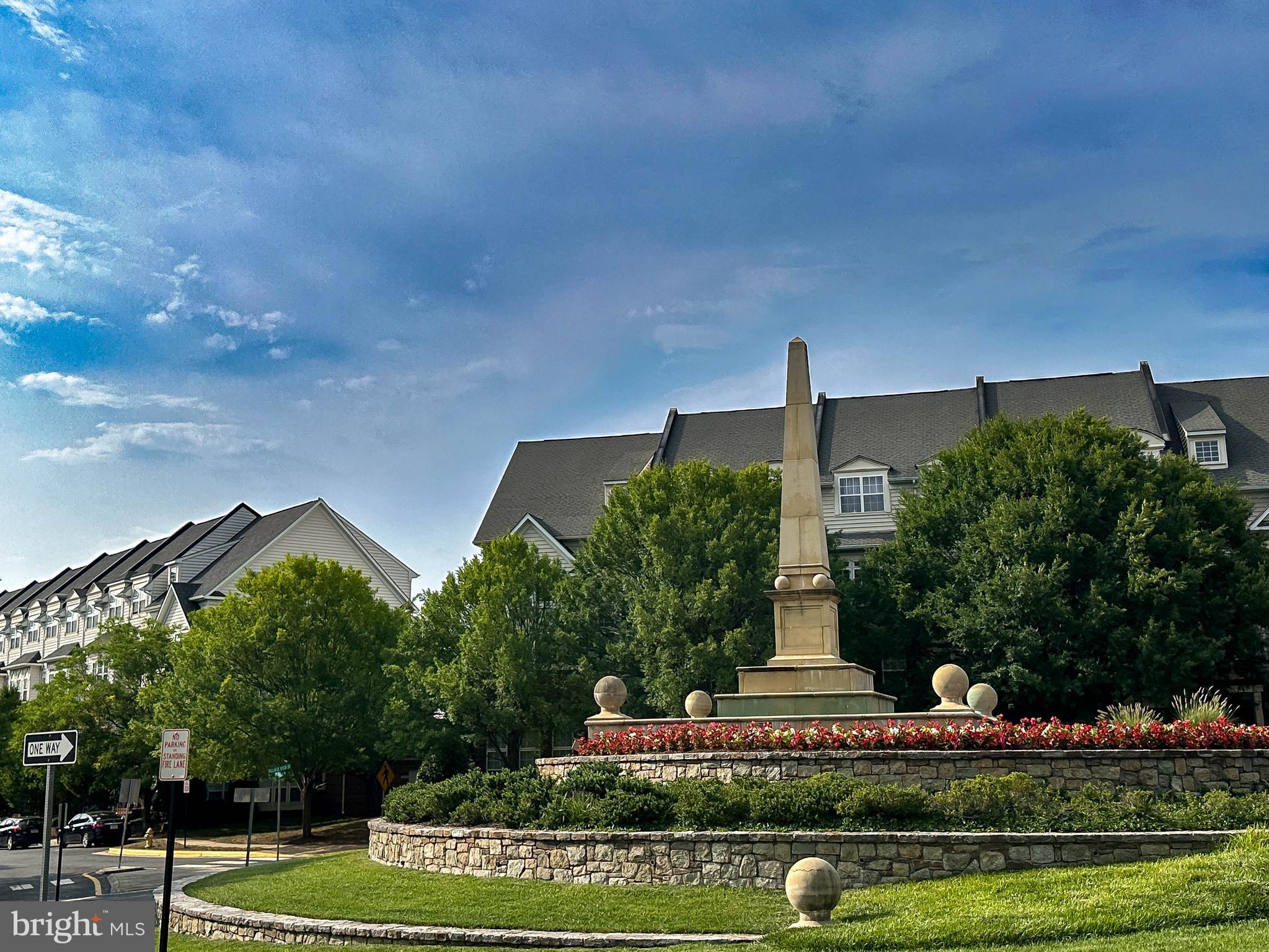 THE TOWNES AT VILLAGE PLACE - Residential