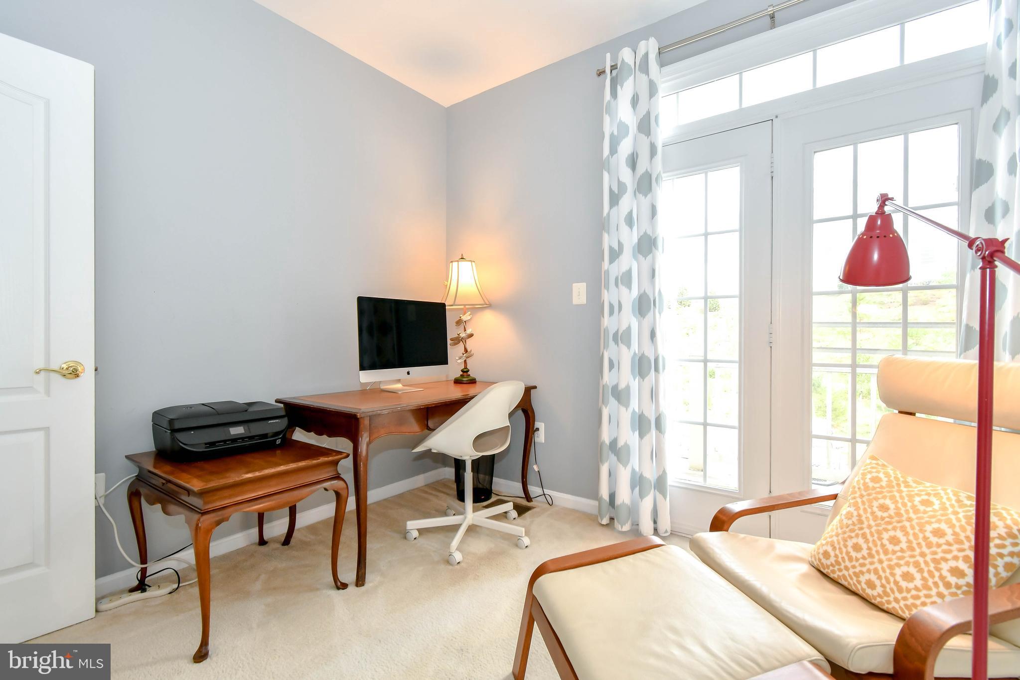 THE TOWNES AT VILLAGE PLACE - Residential