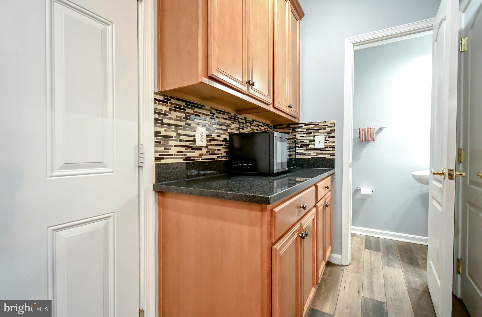 THE TOWNES AT VILLAGE PLACE - Residential