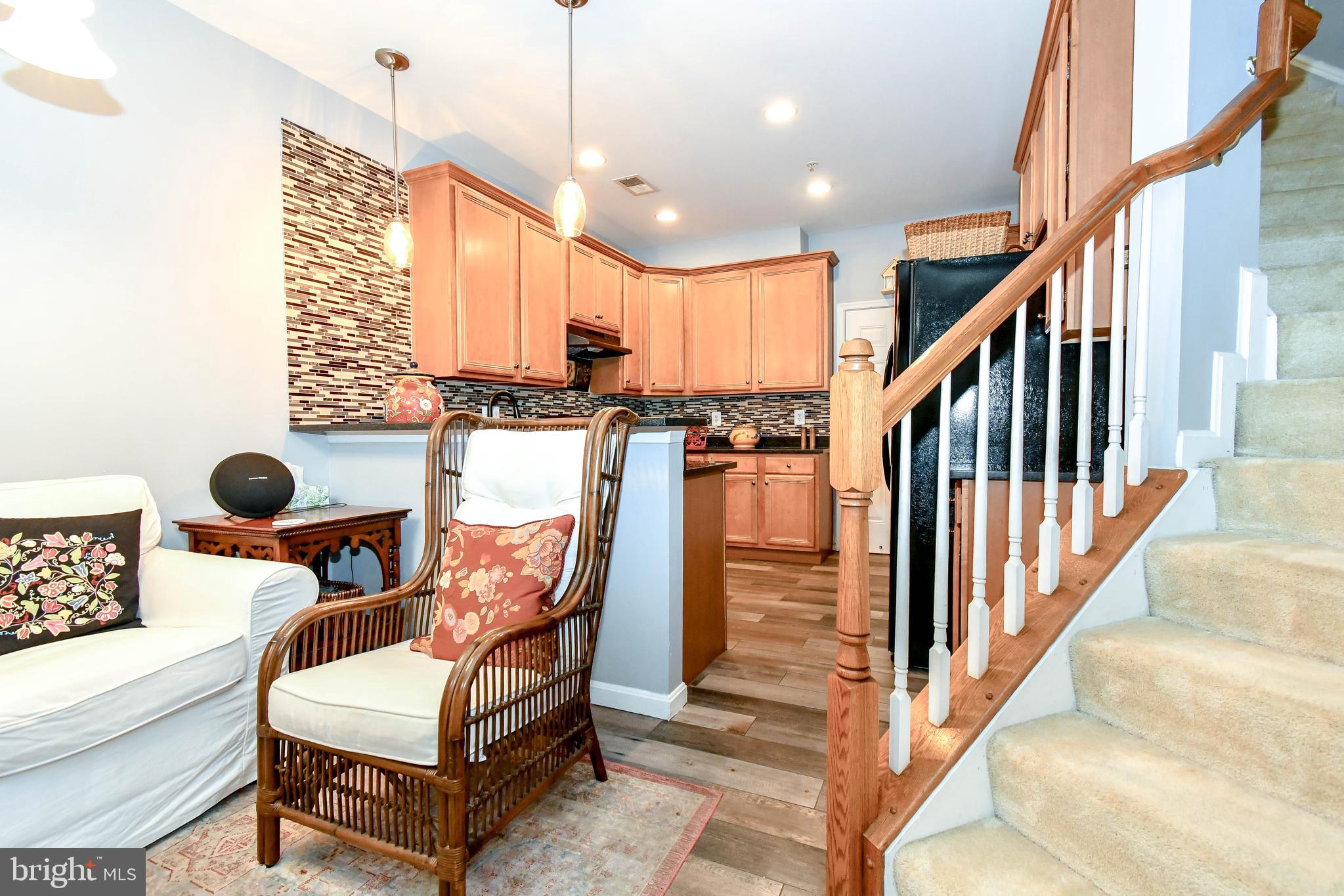 THE TOWNES AT VILLAGE PLACE - Residential