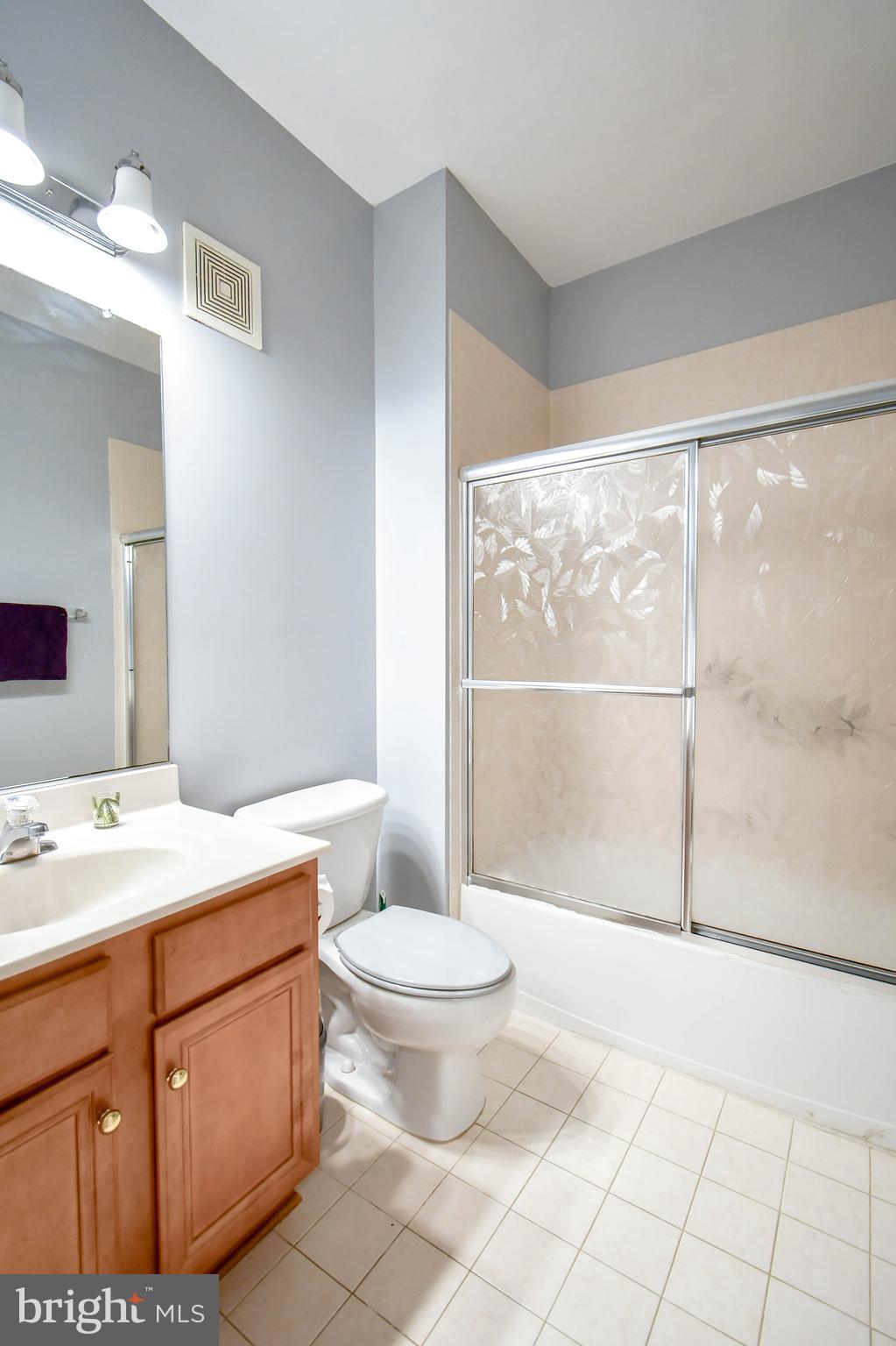 THE TOWNES AT VILLAGE PLACE - Residential