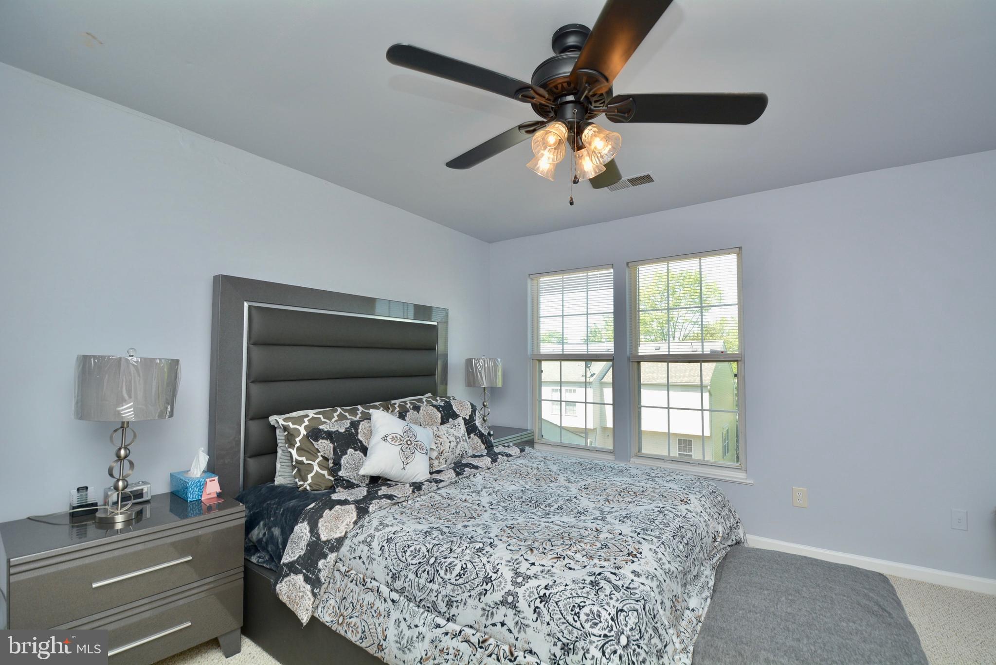 CENTRE RIDGE - Residential