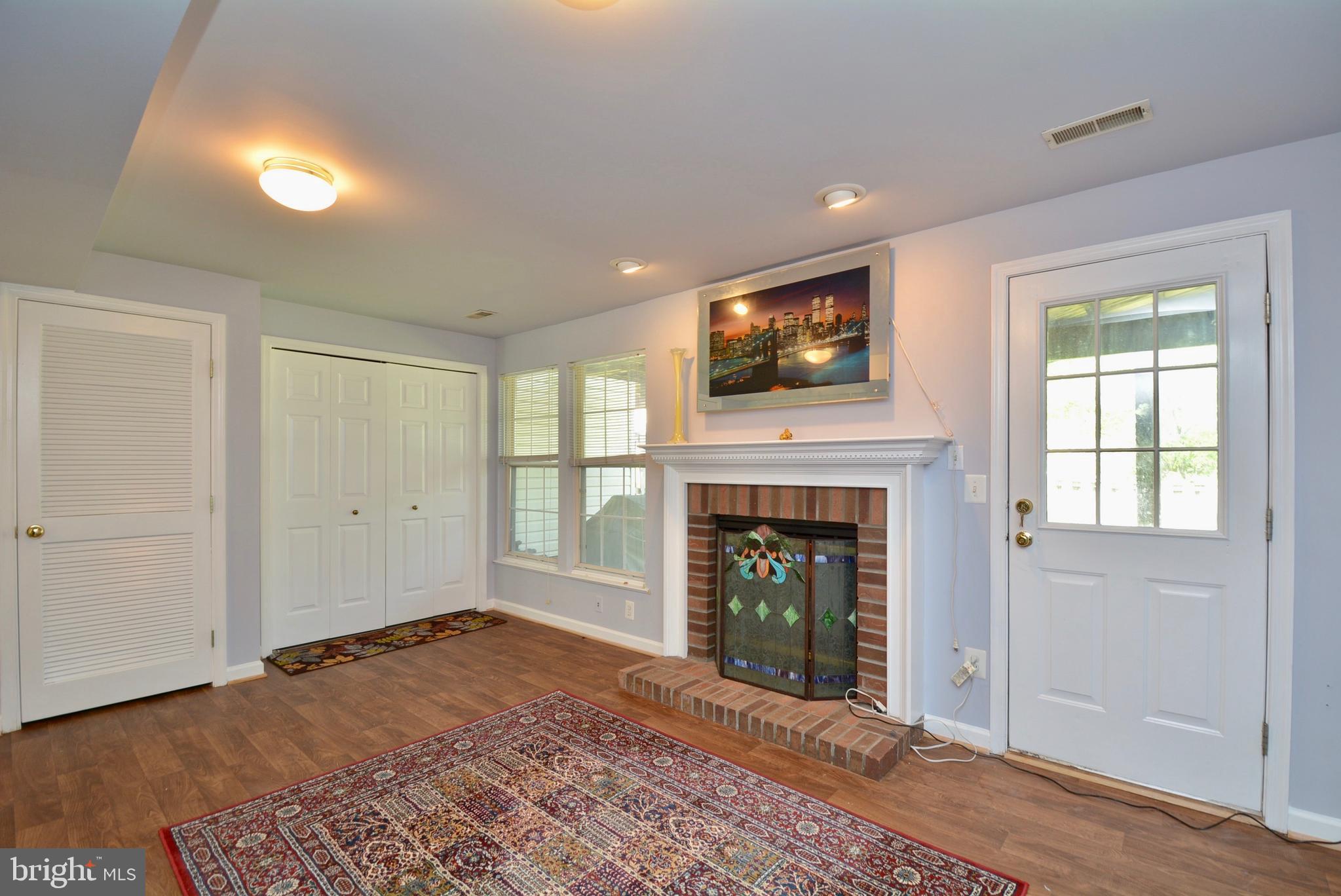 CENTRE RIDGE - Residential