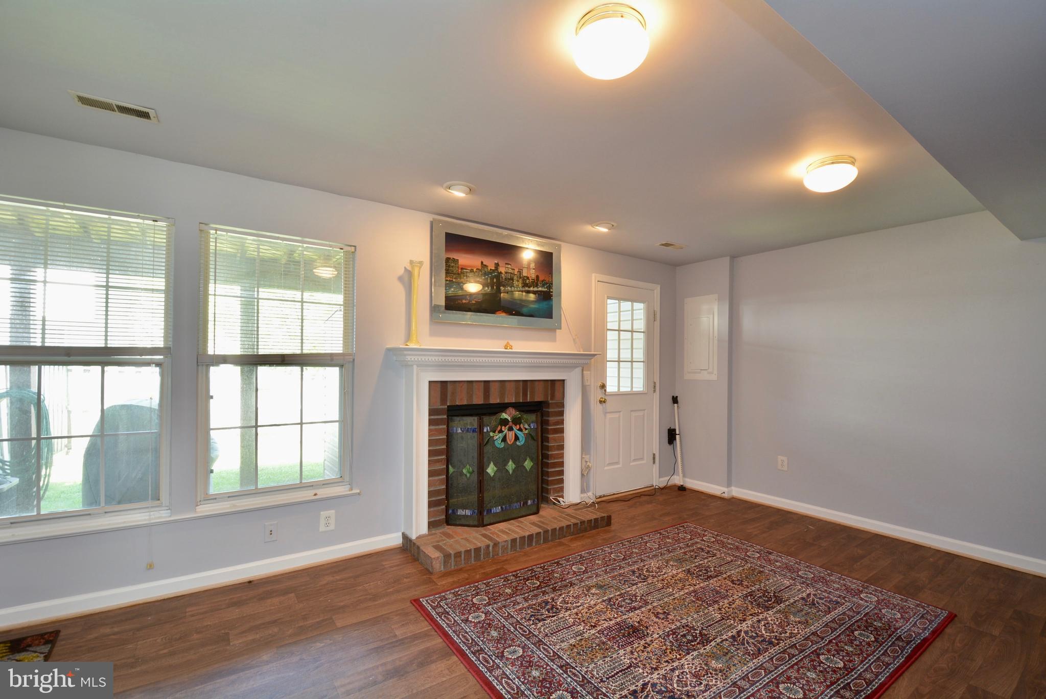 CENTRE RIDGE - Residential