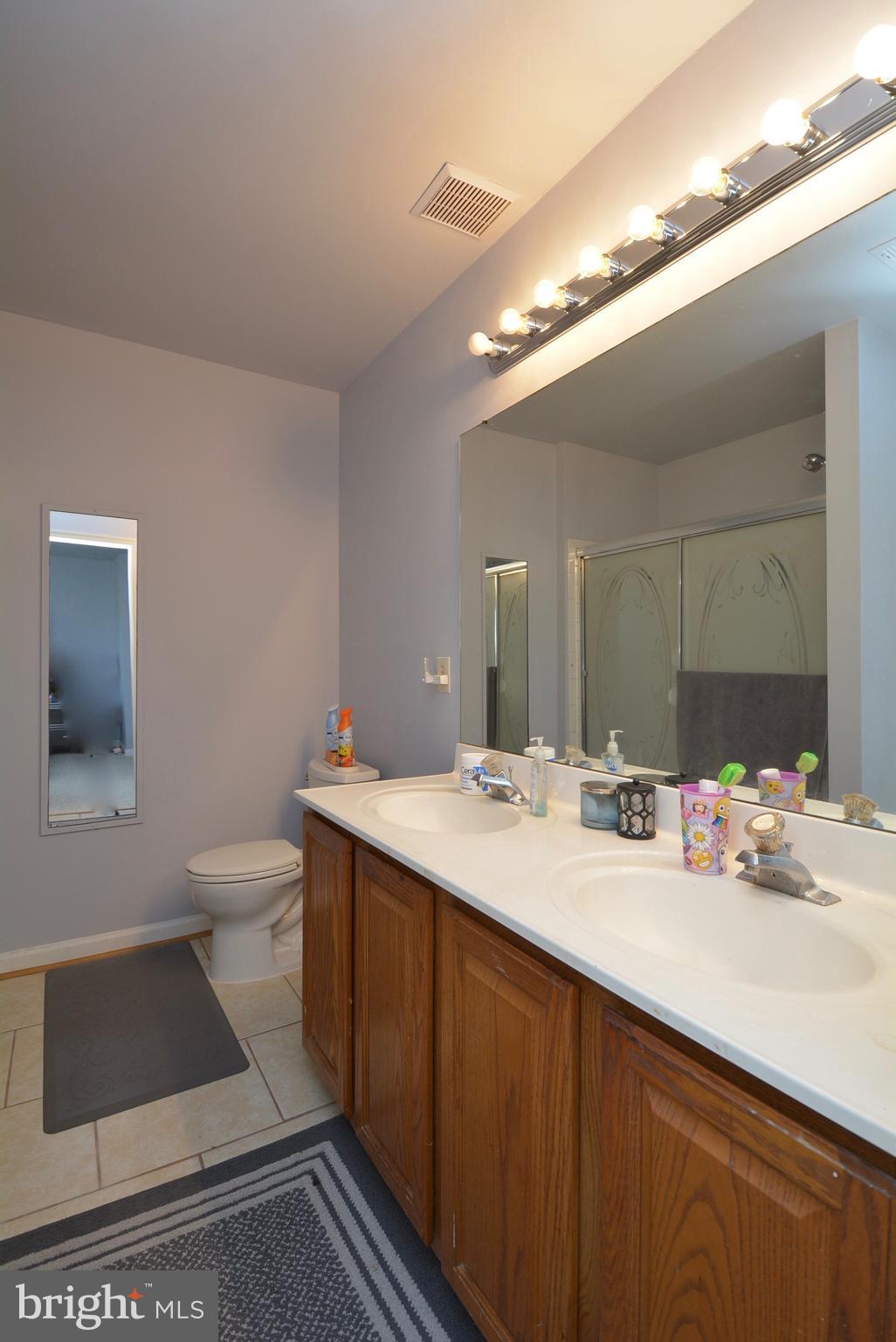 CENTRE RIDGE - Residential