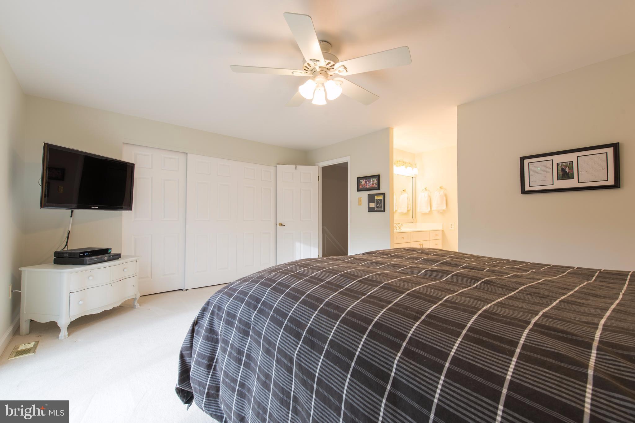 VILLAGE OF HICKORY RIDGE - Residential