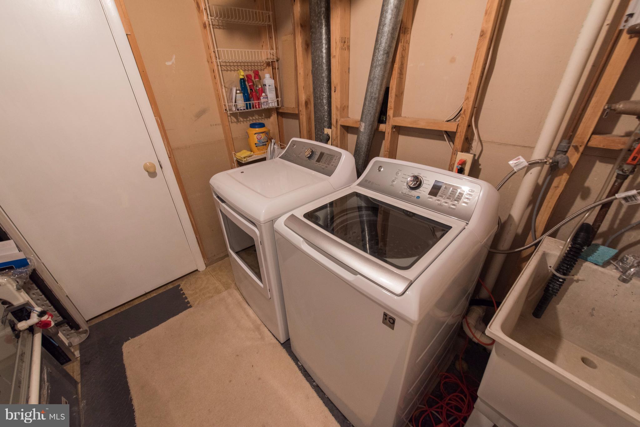 VILLAGE OF HICKORY RIDGE - Residential