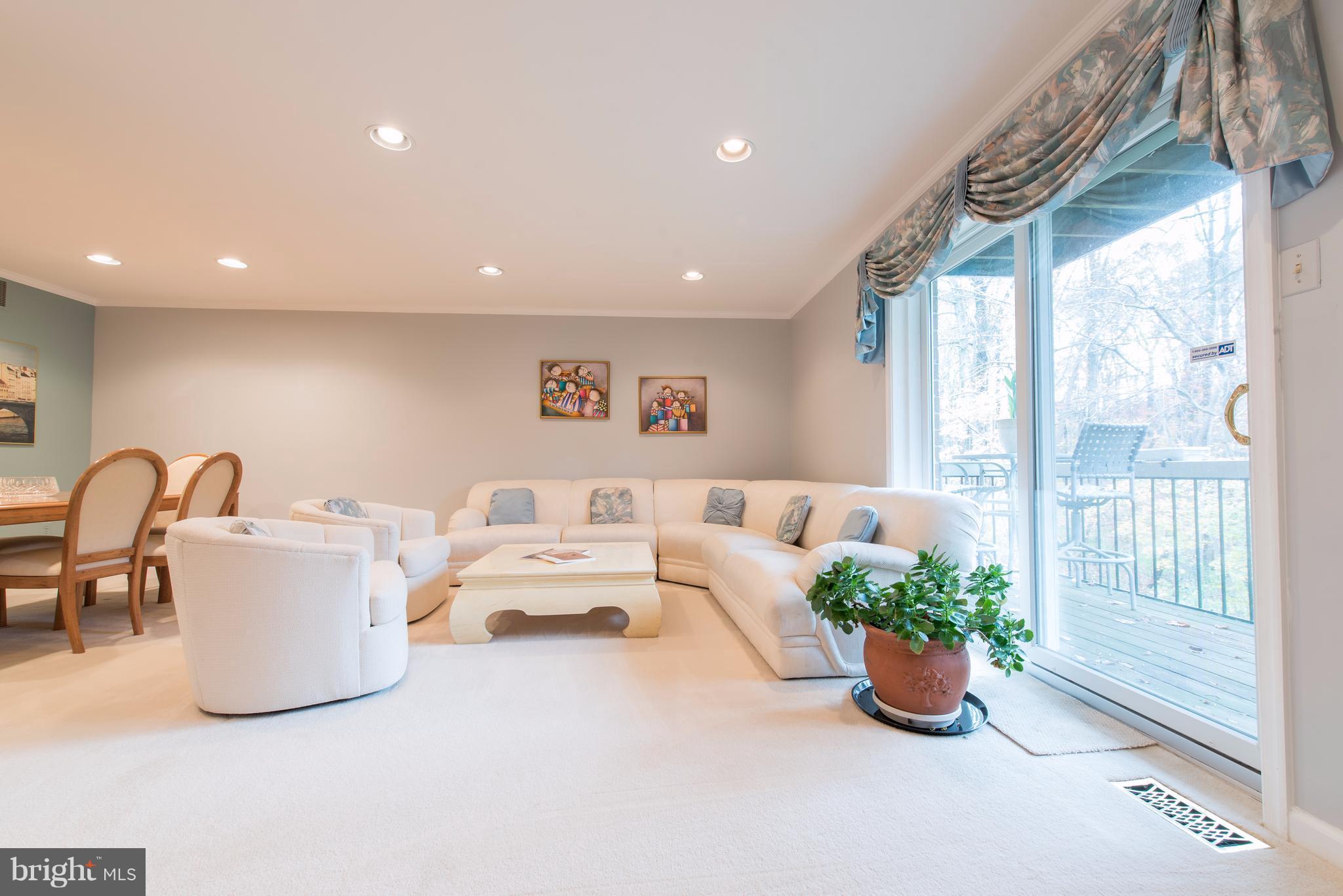 VILLAGE OF HICKORY RIDGE - Residential