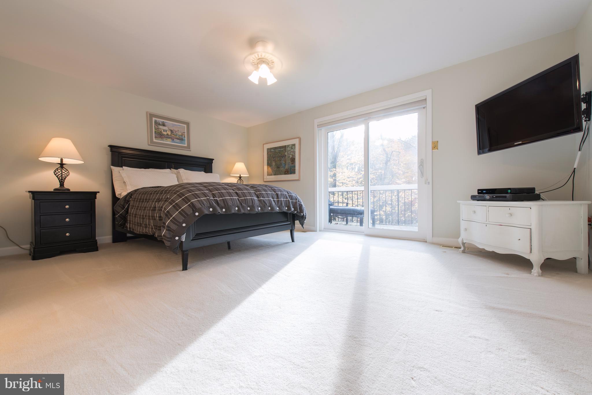 VILLAGE OF HICKORY RIDGE - Residential