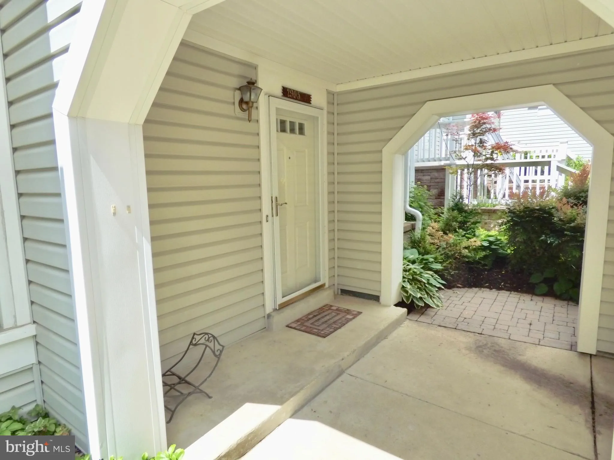 2905 S Woodley Street Unit 1, Arlington, VA 22206