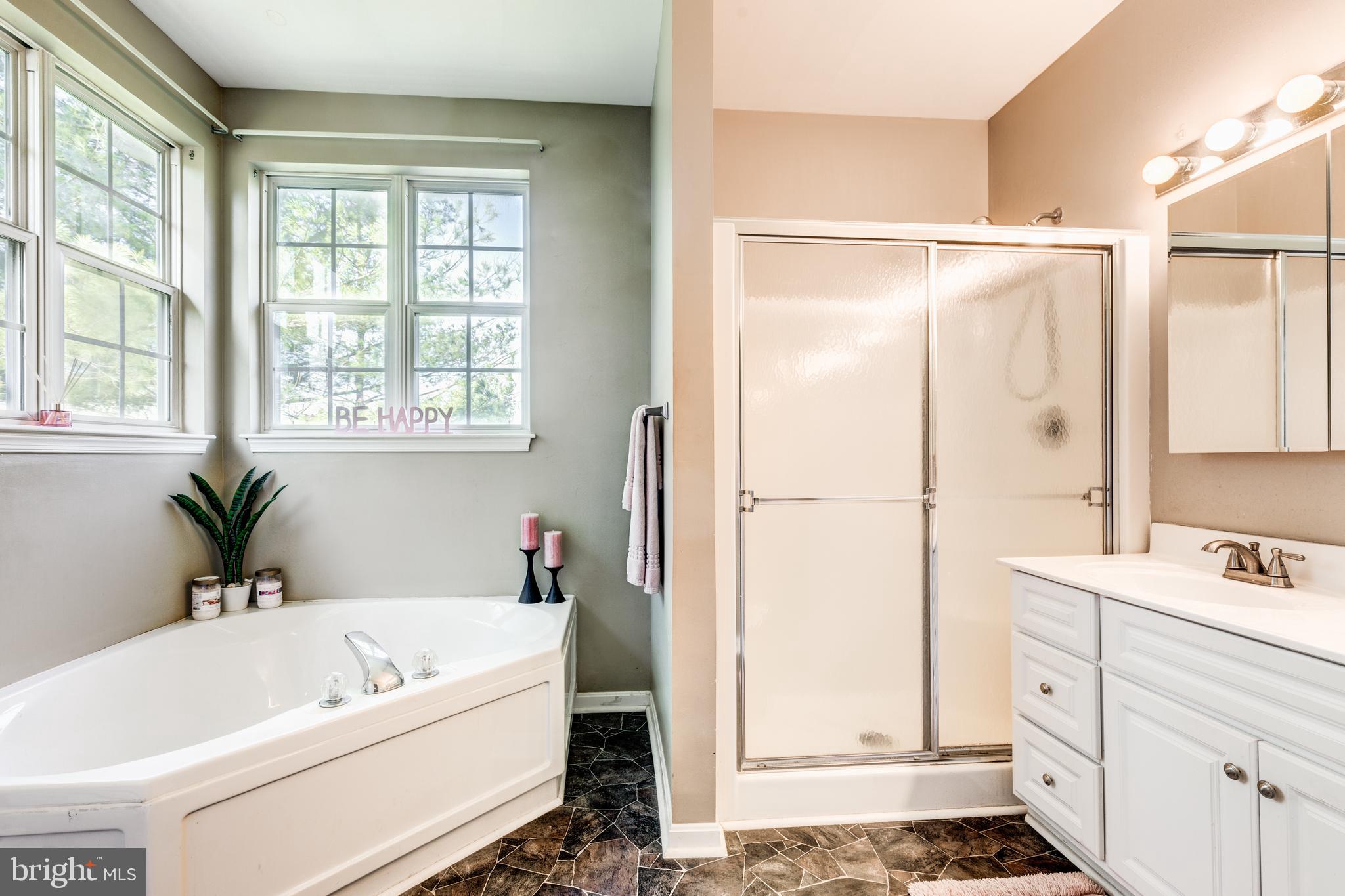 EAGLEVIEW ESTATES - Residential