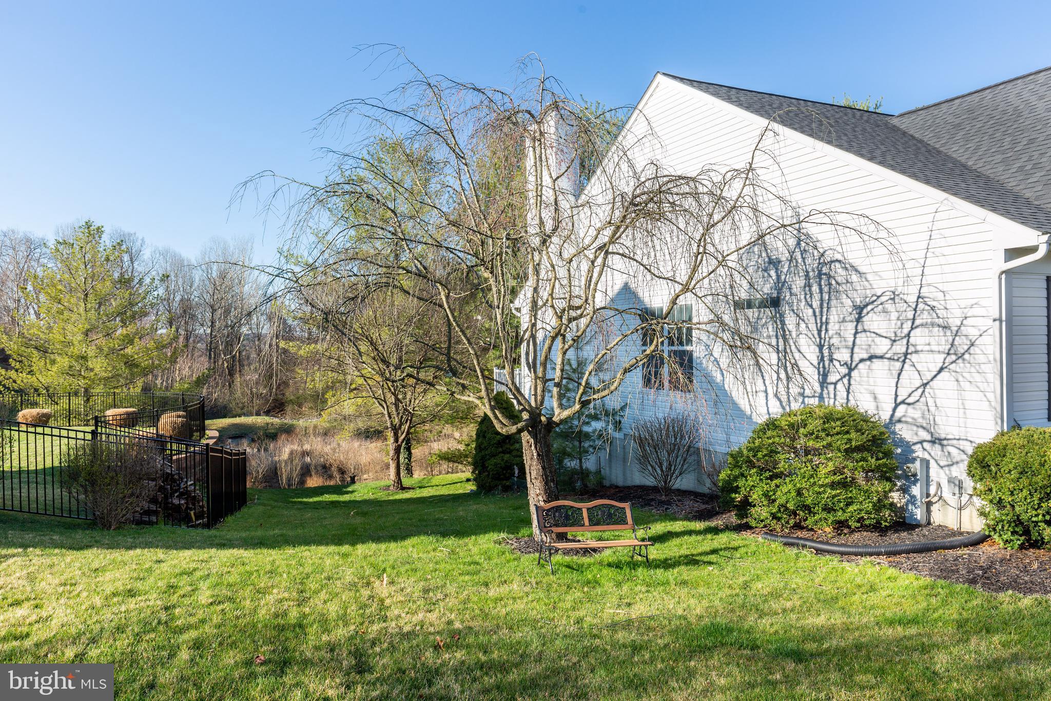 EAGLEVIEW ESTATES - Residential