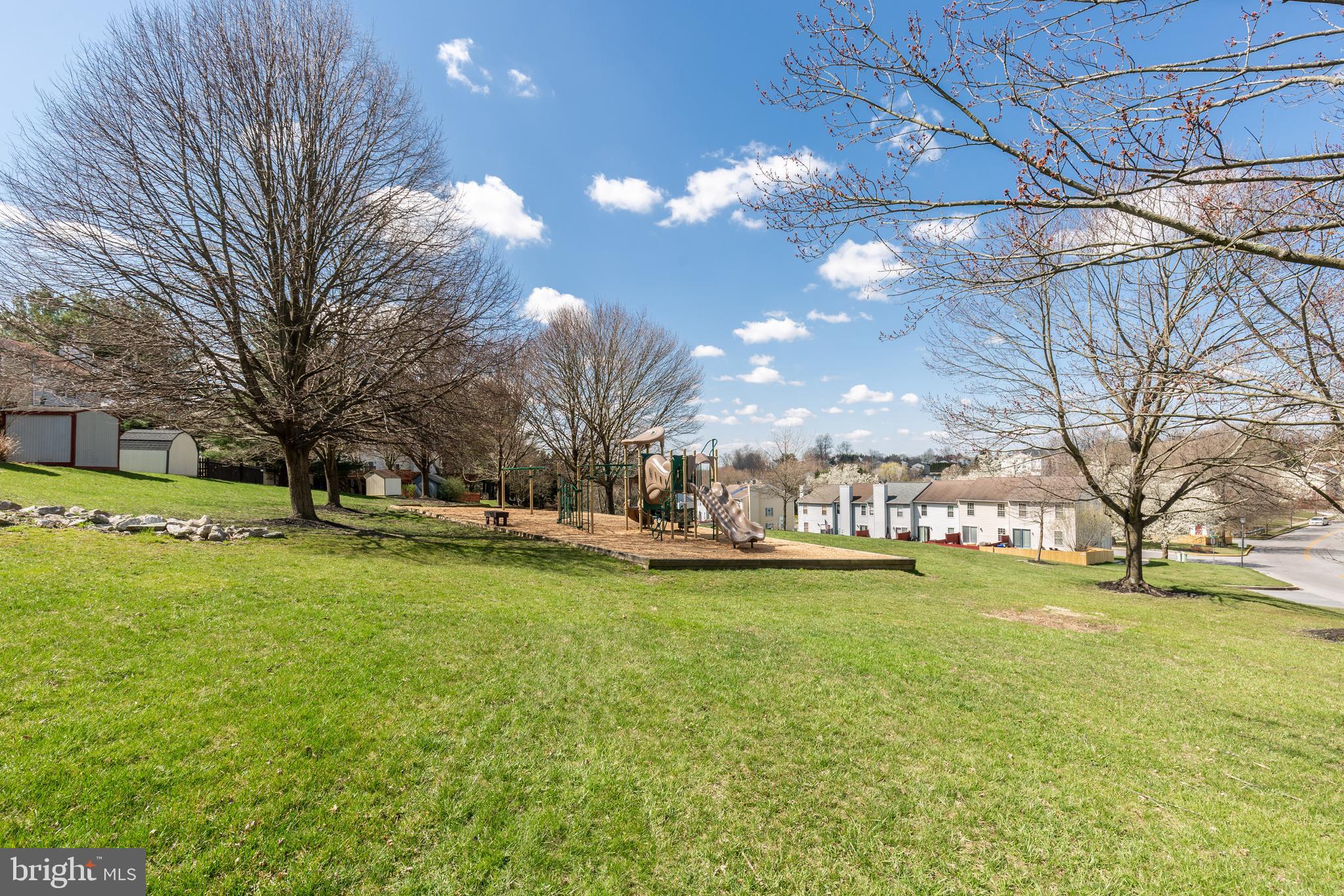 EAGLEVIEW ESTATES - Residential