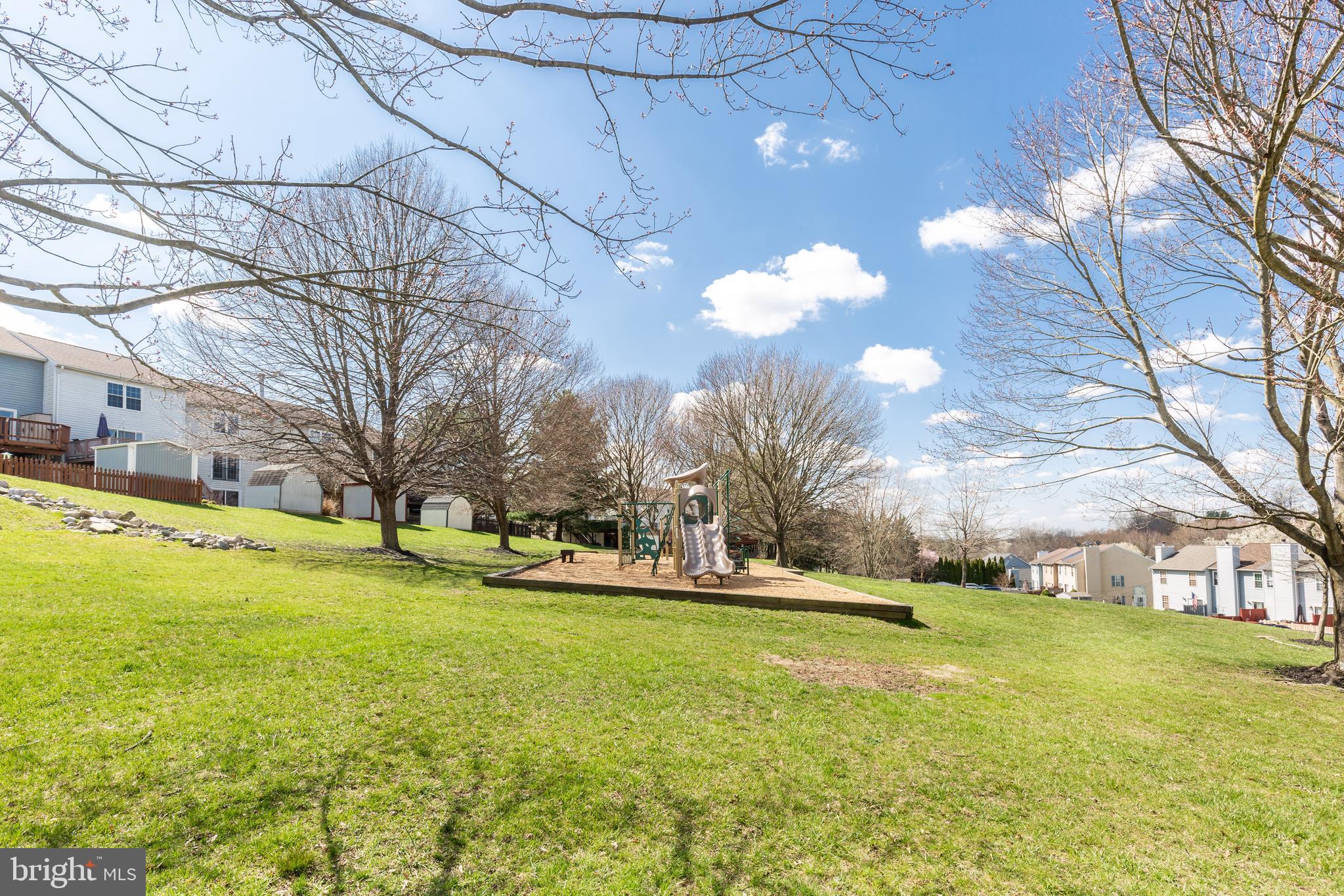 EAGLEVIEW ESTATES - Residential