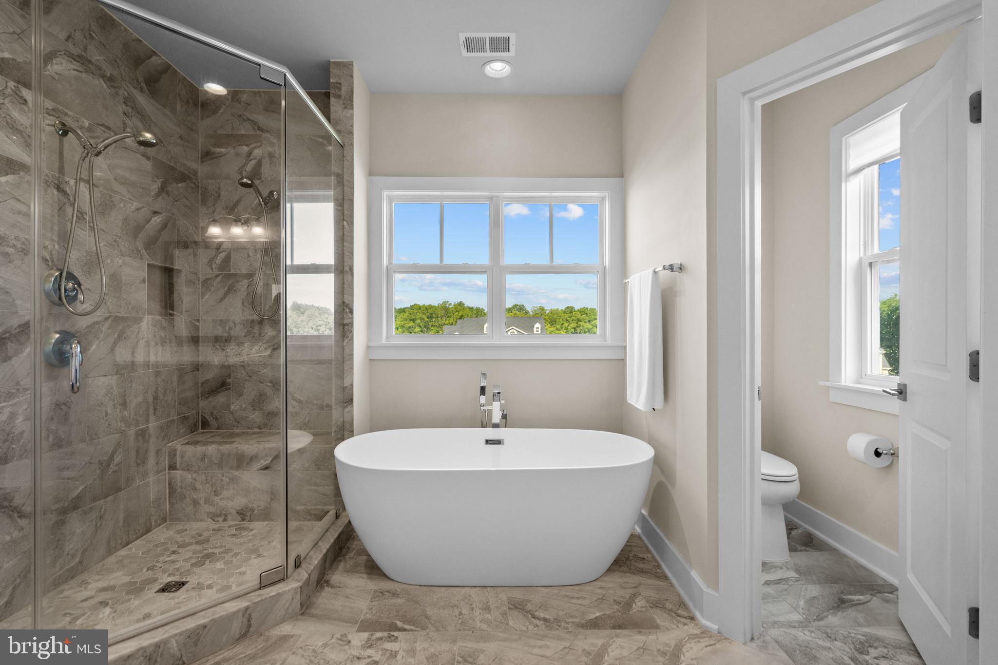 HUNT RIDGE PRESERVE - Residential