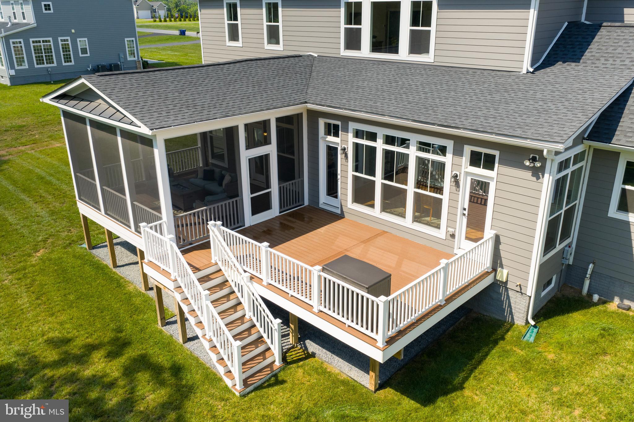 HUNT RIDGE PRESERVE - Residential