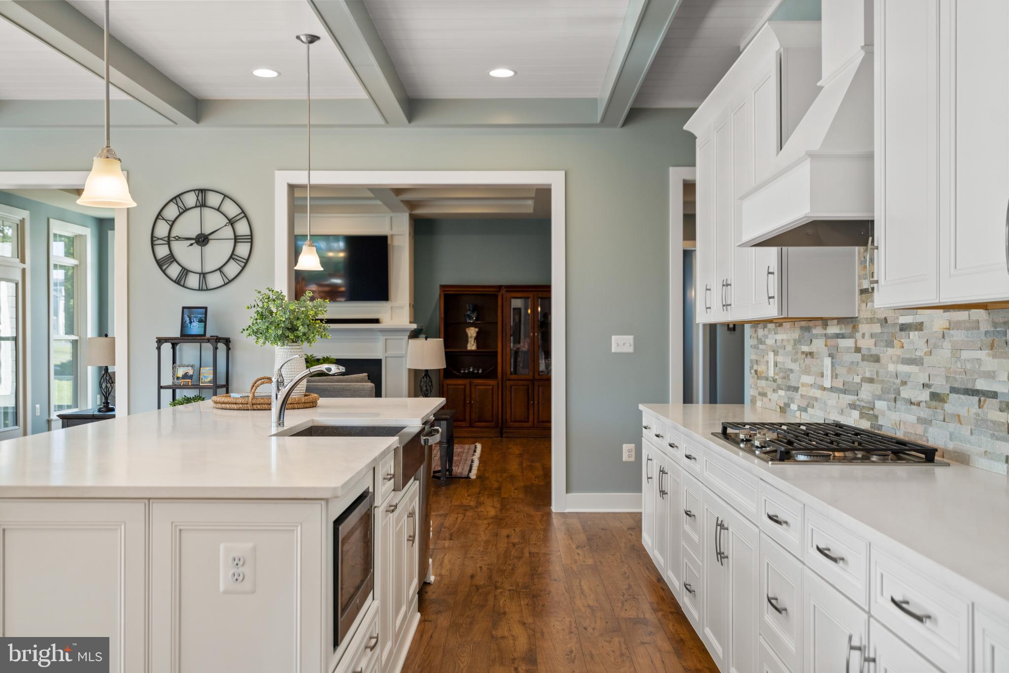 HUNT RIDGE PRESERVE - Residential