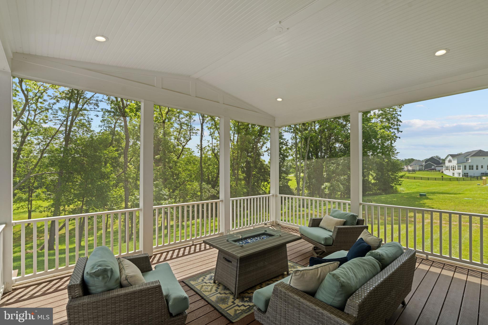 HUNT RIDGE PRESERVE - Residential