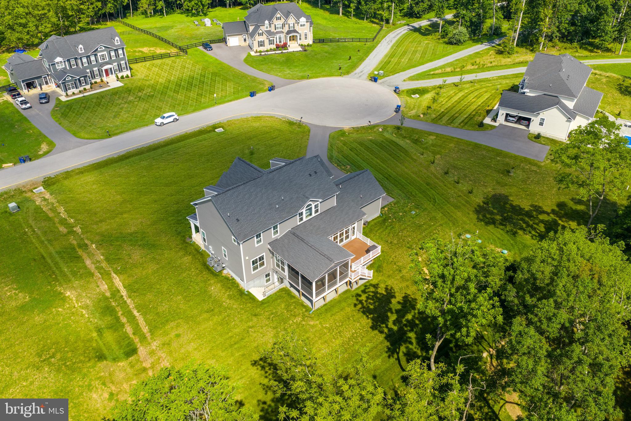 HUNT RIDGE PRESERVE - Residential