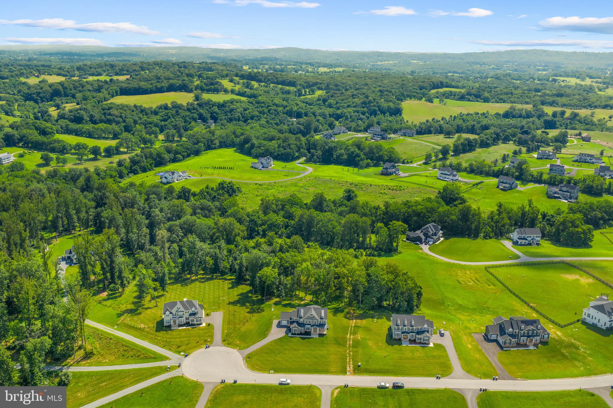 HUNT RIDGE PRESERVE - Residential