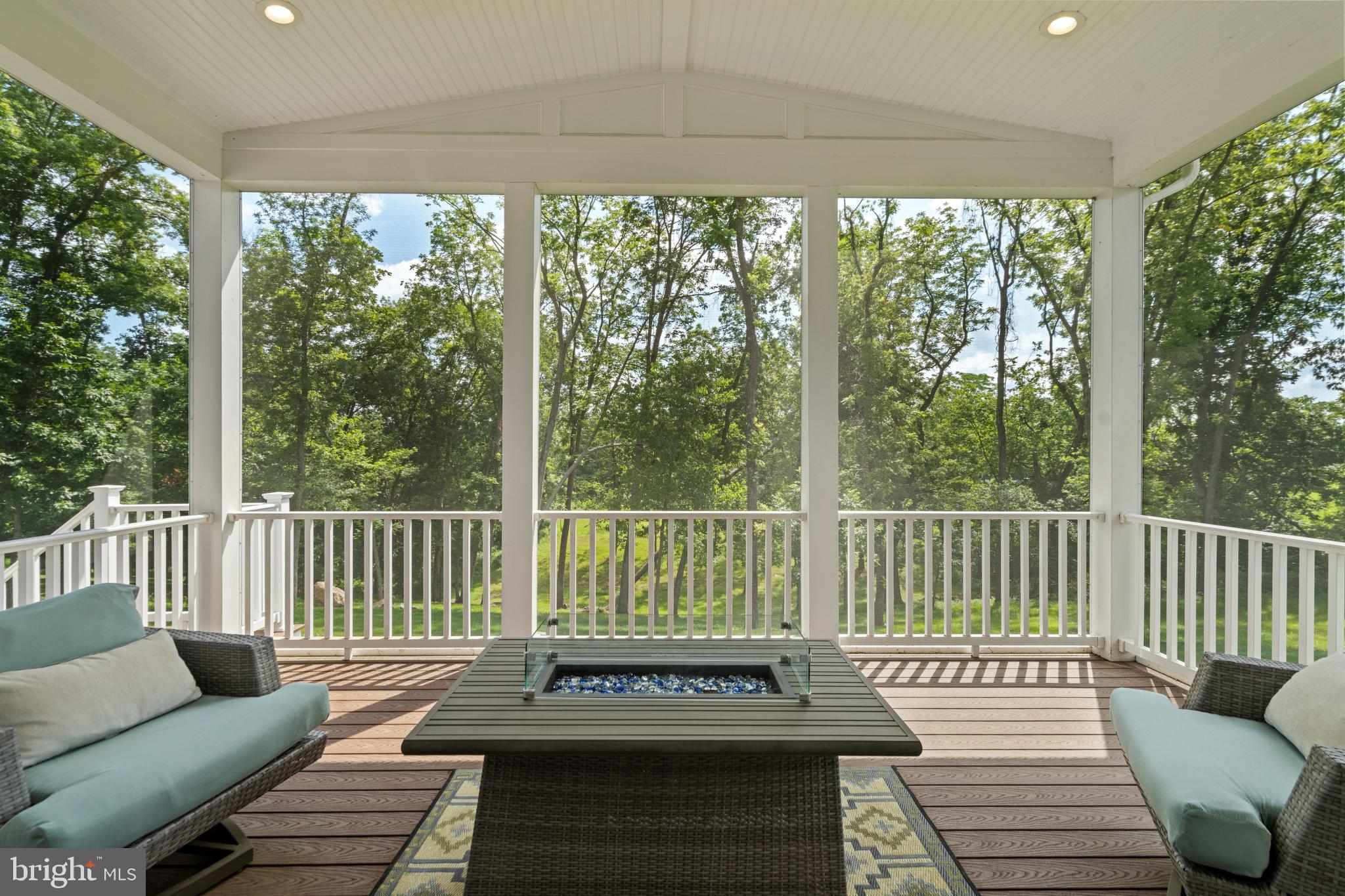 HUNT RIDGE PRESERVE - Residential