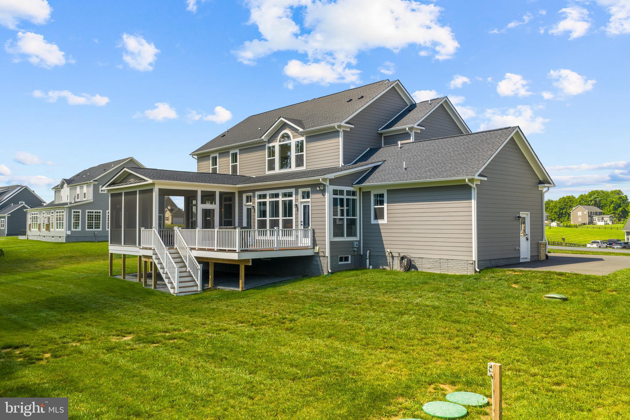 HUNT RIDGE PRESERVE - Residential