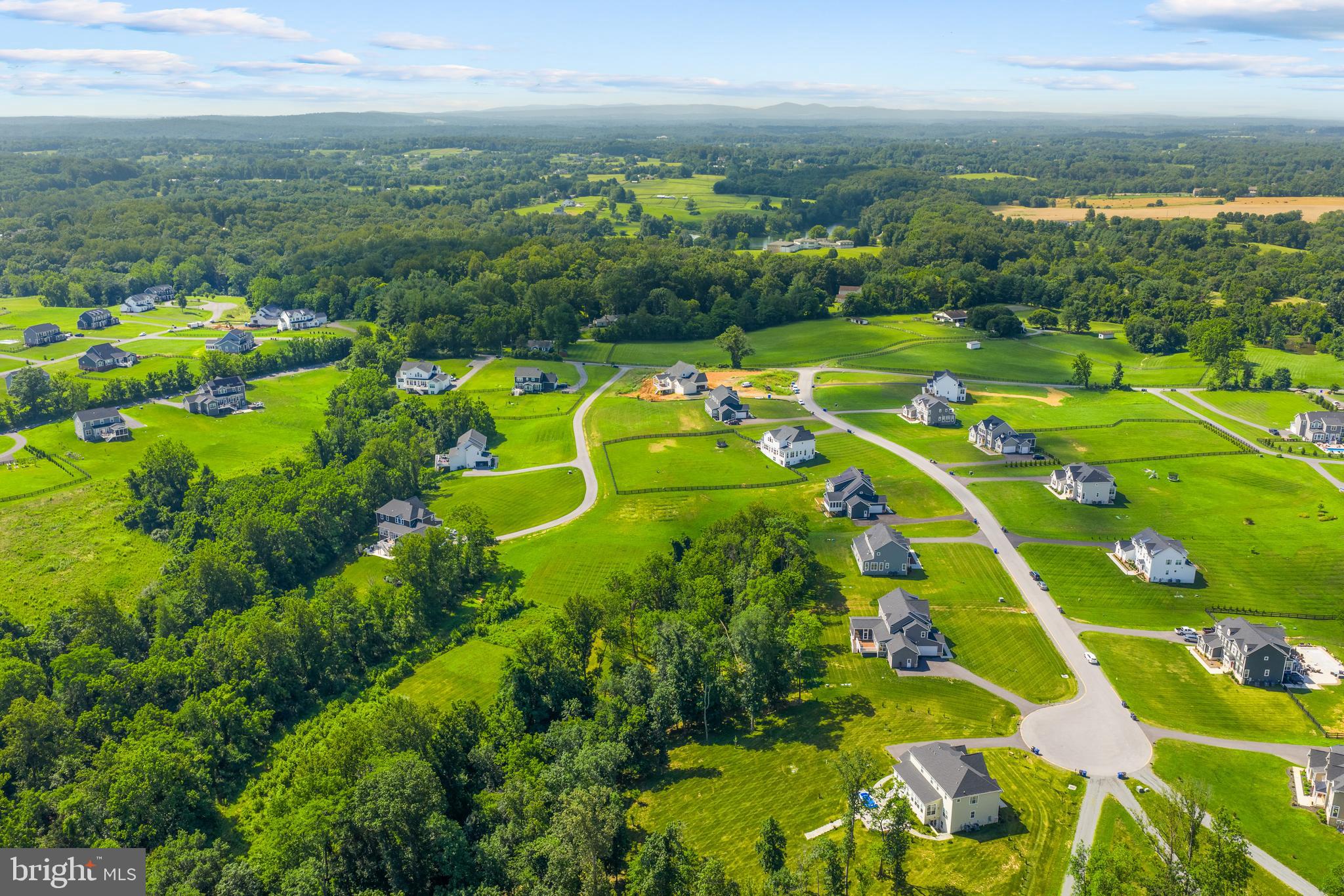 HUNT RIDGE PRESERVE - Residential