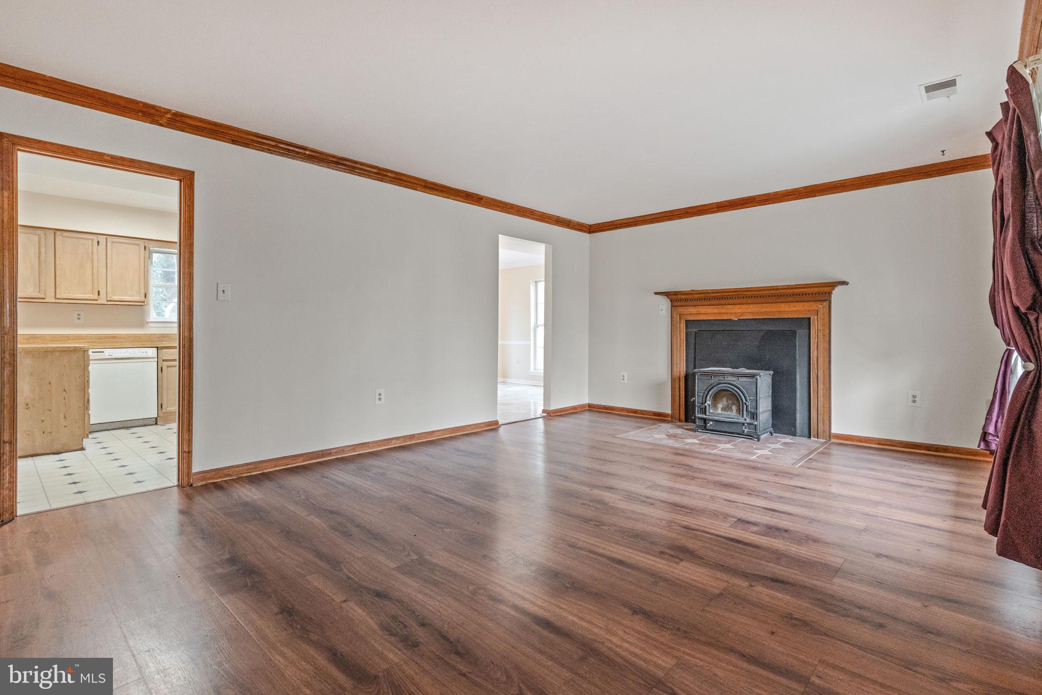 ST CHARLES HUNTINGTON - Residential Lease