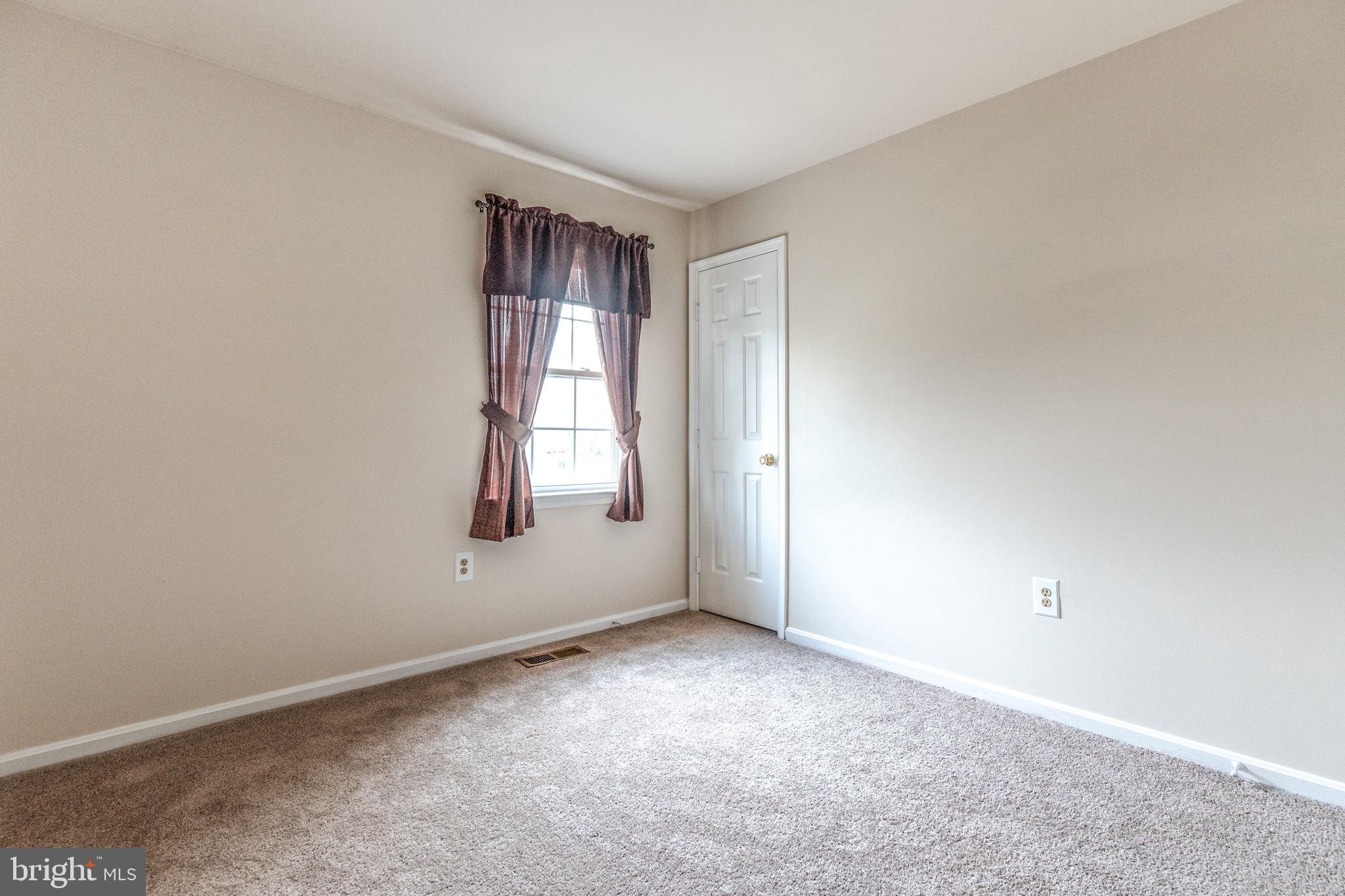 ST CHARLES HUNTINGTON - Residential Lease