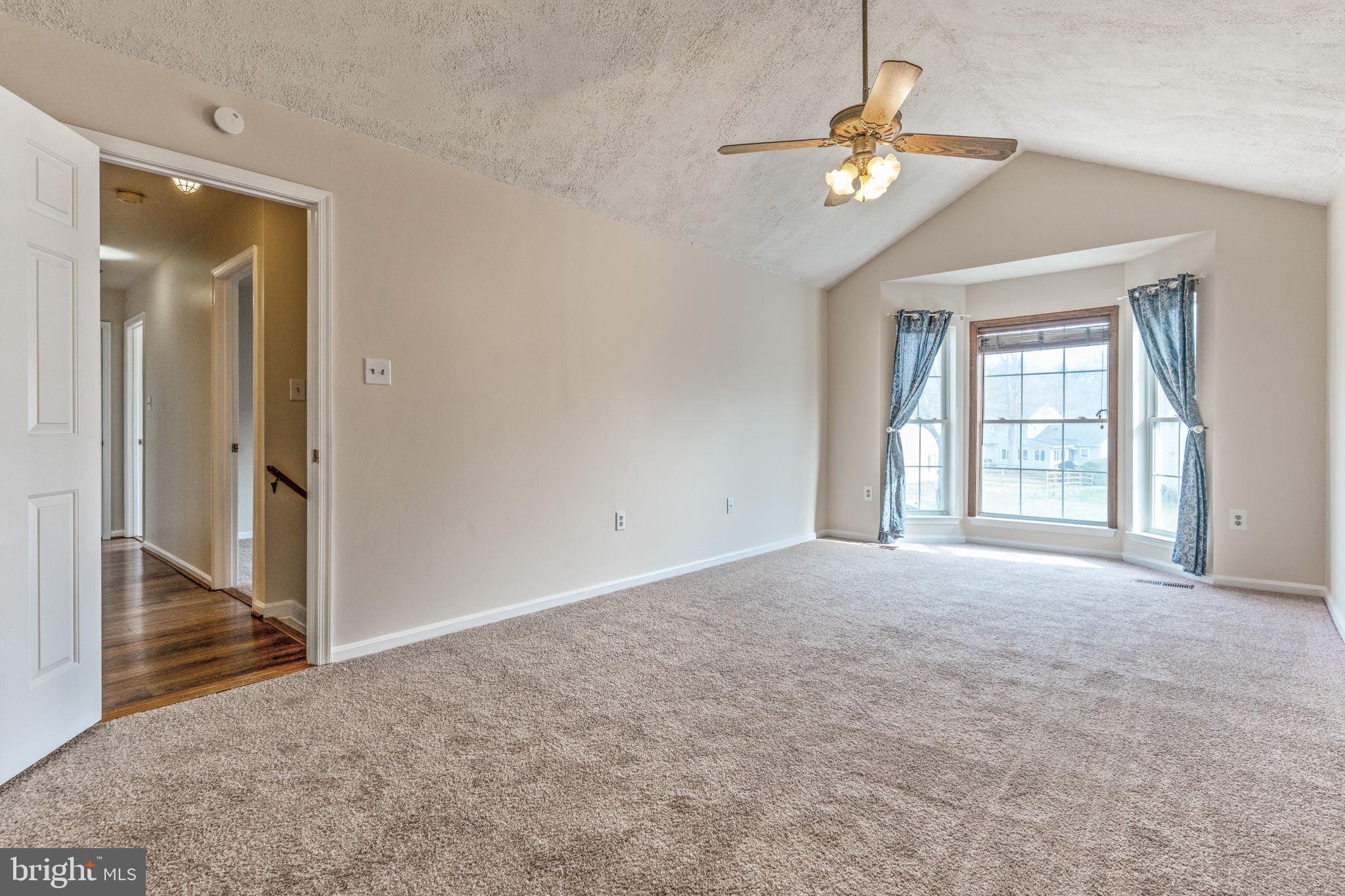 ST CHARLES HUNTINGTON - Residential Lease