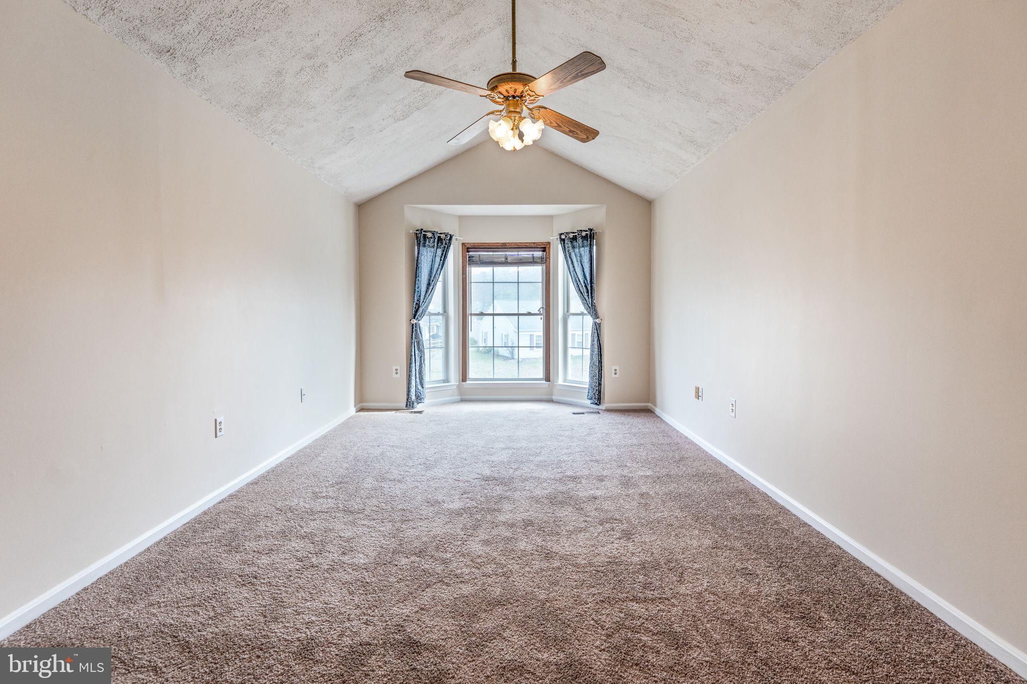 ST CHARLES HUNTINGTON - Residential Lease