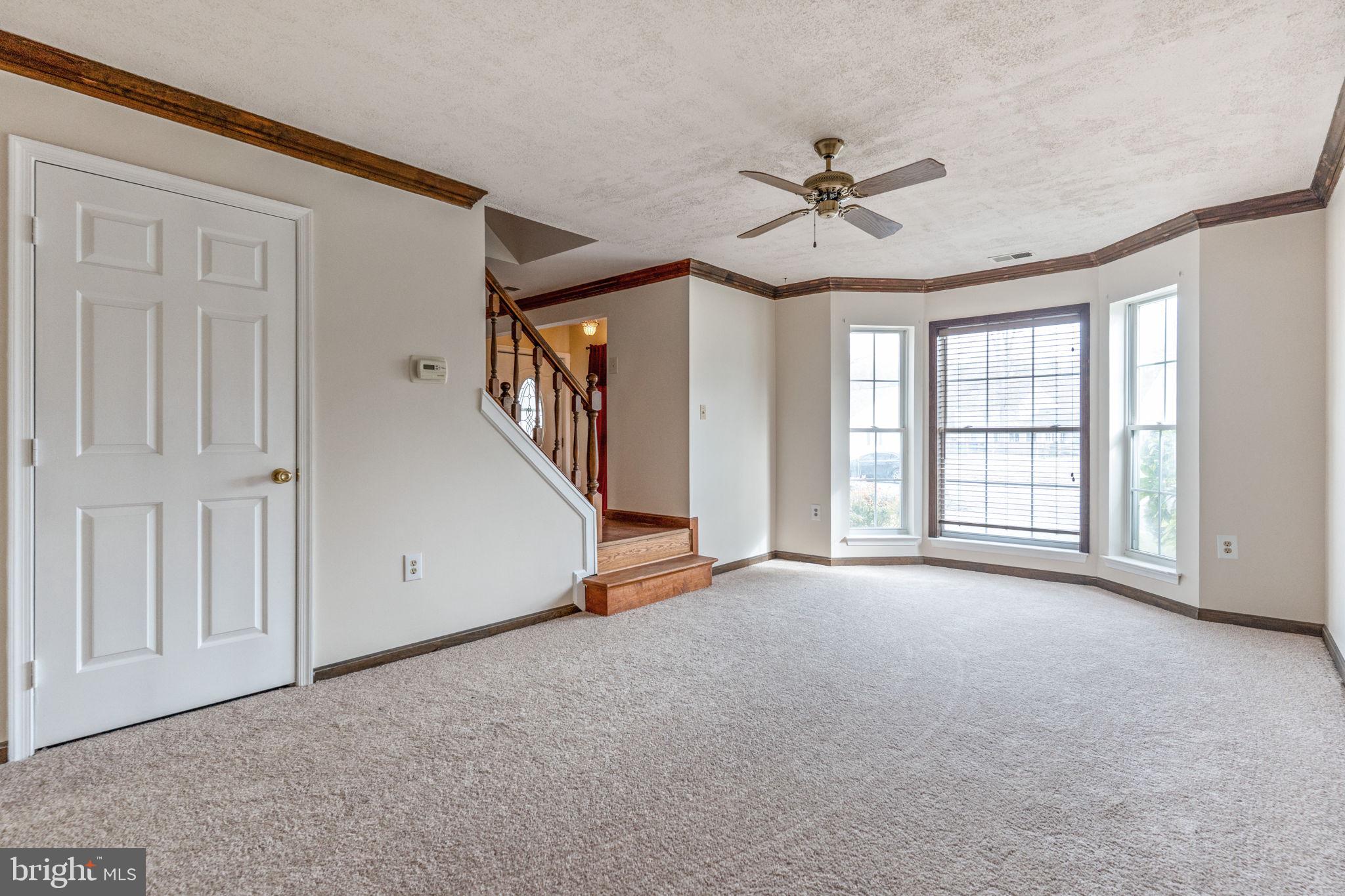 ST CHARLES HUNTINGTON - Residential Lease