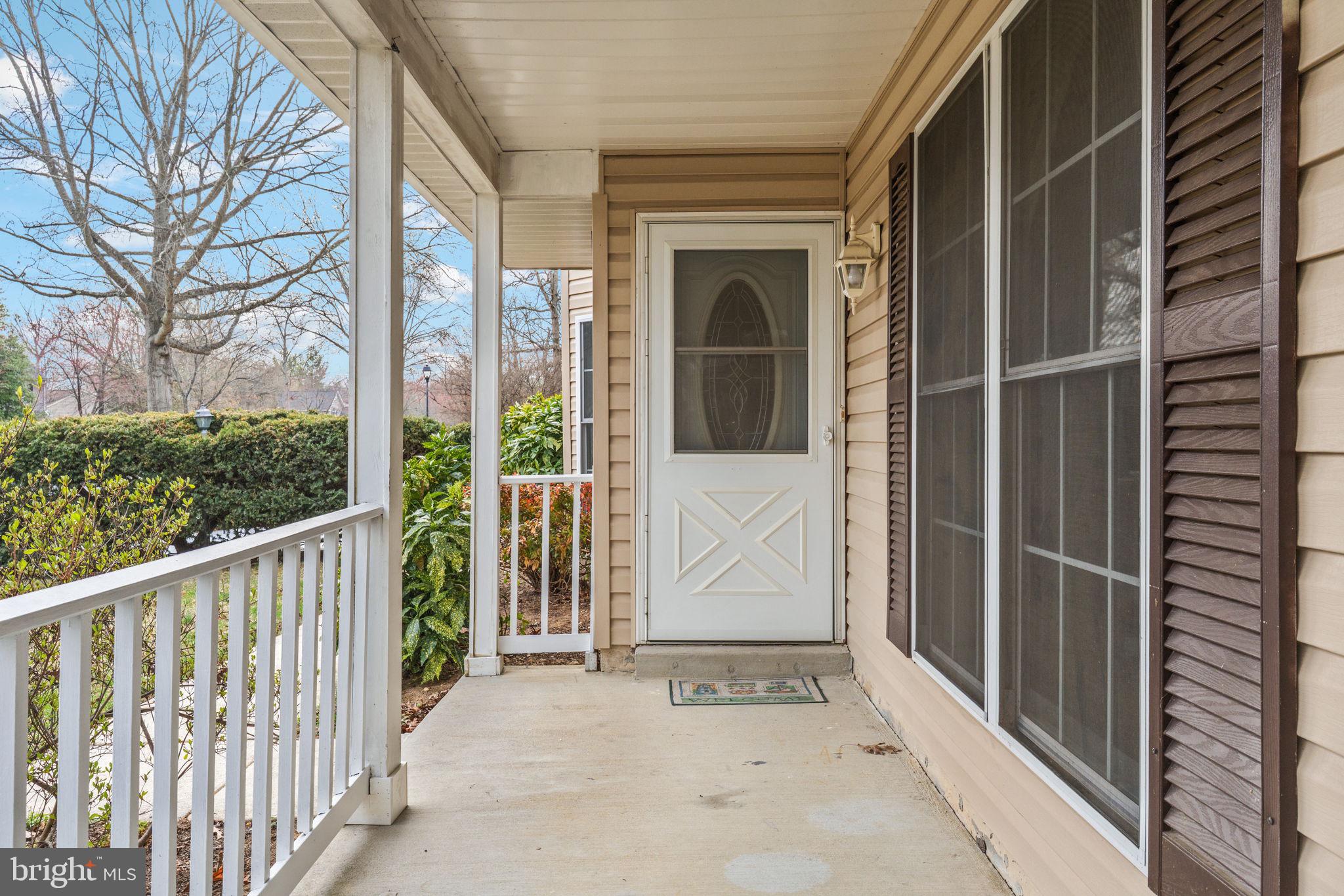 ST CHARLES HUNTINGTON - Residential Lease